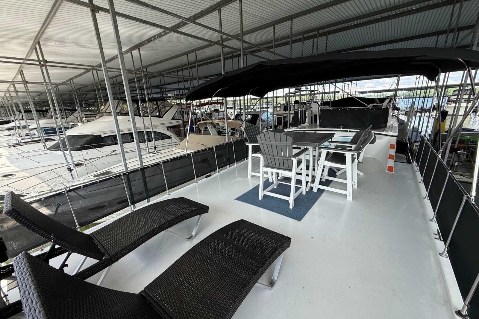 1995 Harbor Master 52 Wide Body