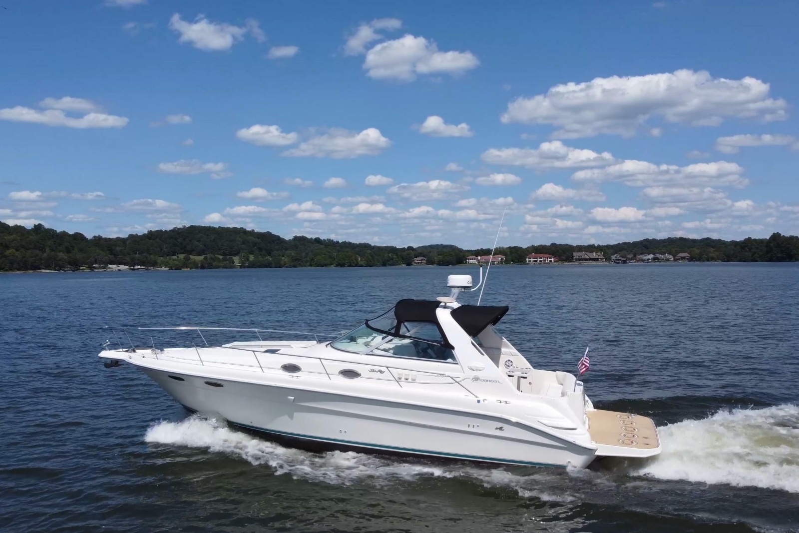 1995 Sea Ray Sundancer 330