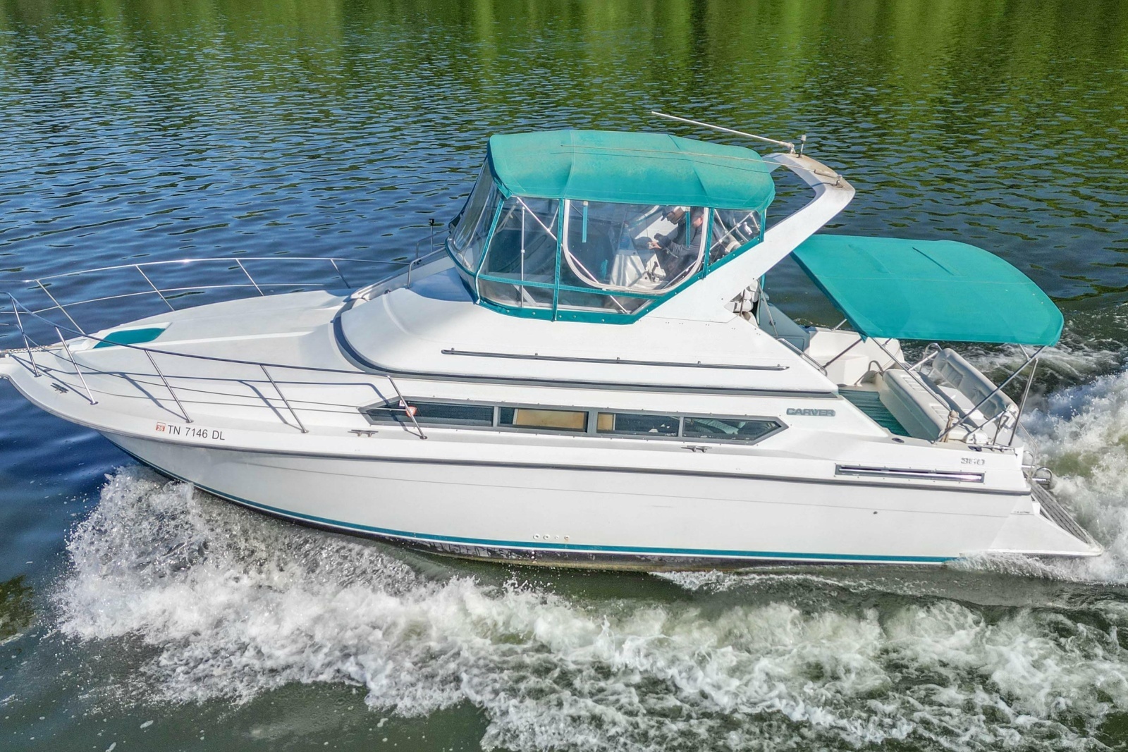 1994 Carver 380 Santego
