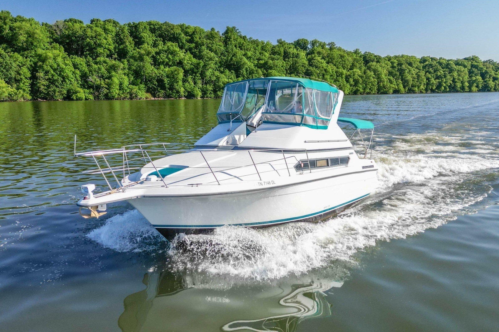 1994 Carver 380 Santego