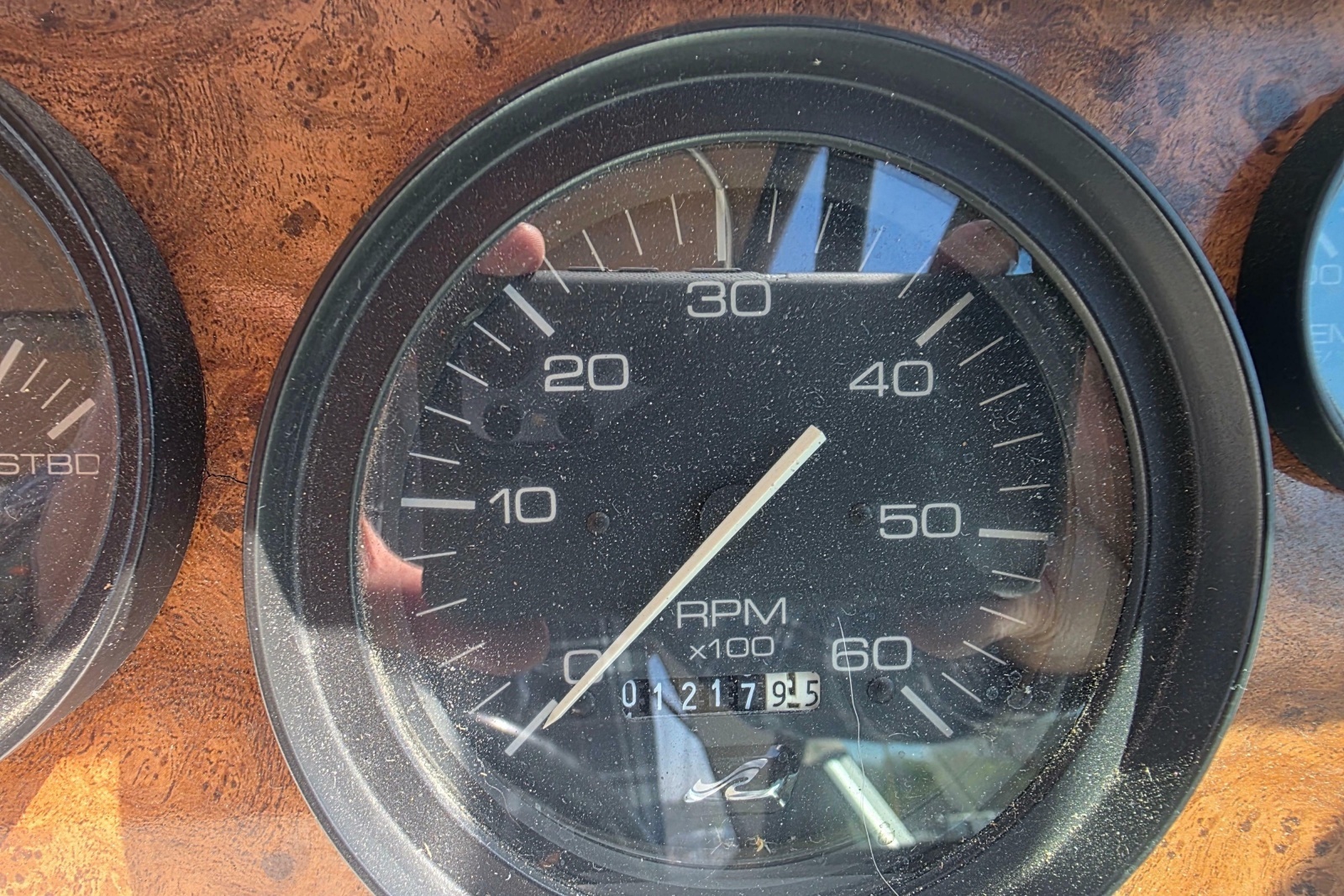 1994 Sea Ray 370 Express Cruiser