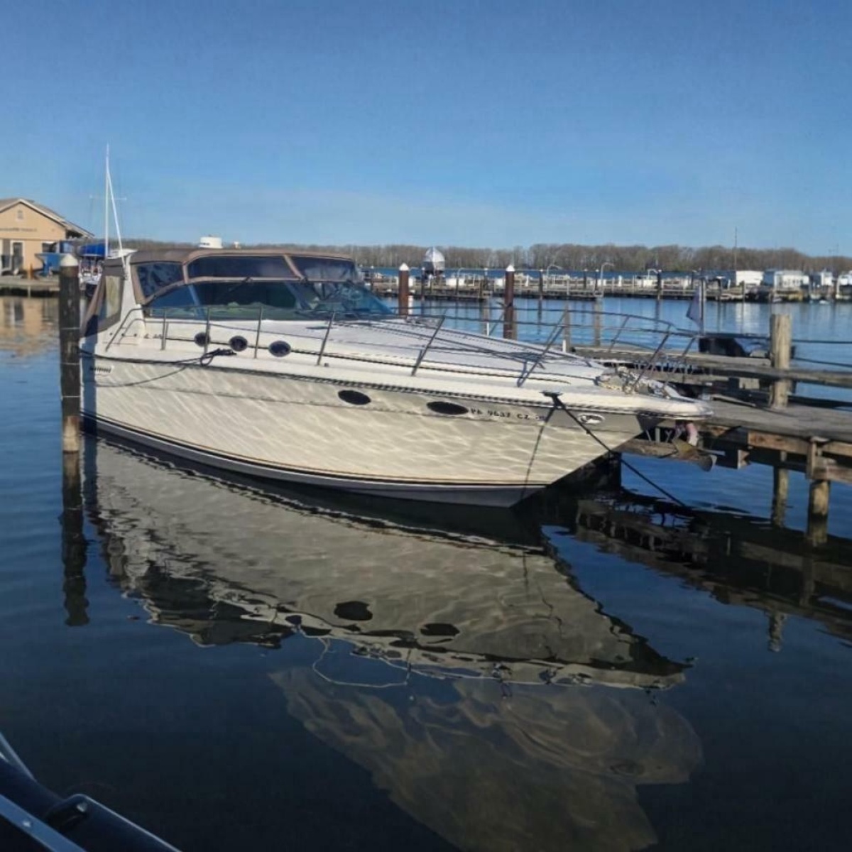 1994 Sea Ray 370 Express Cruiser