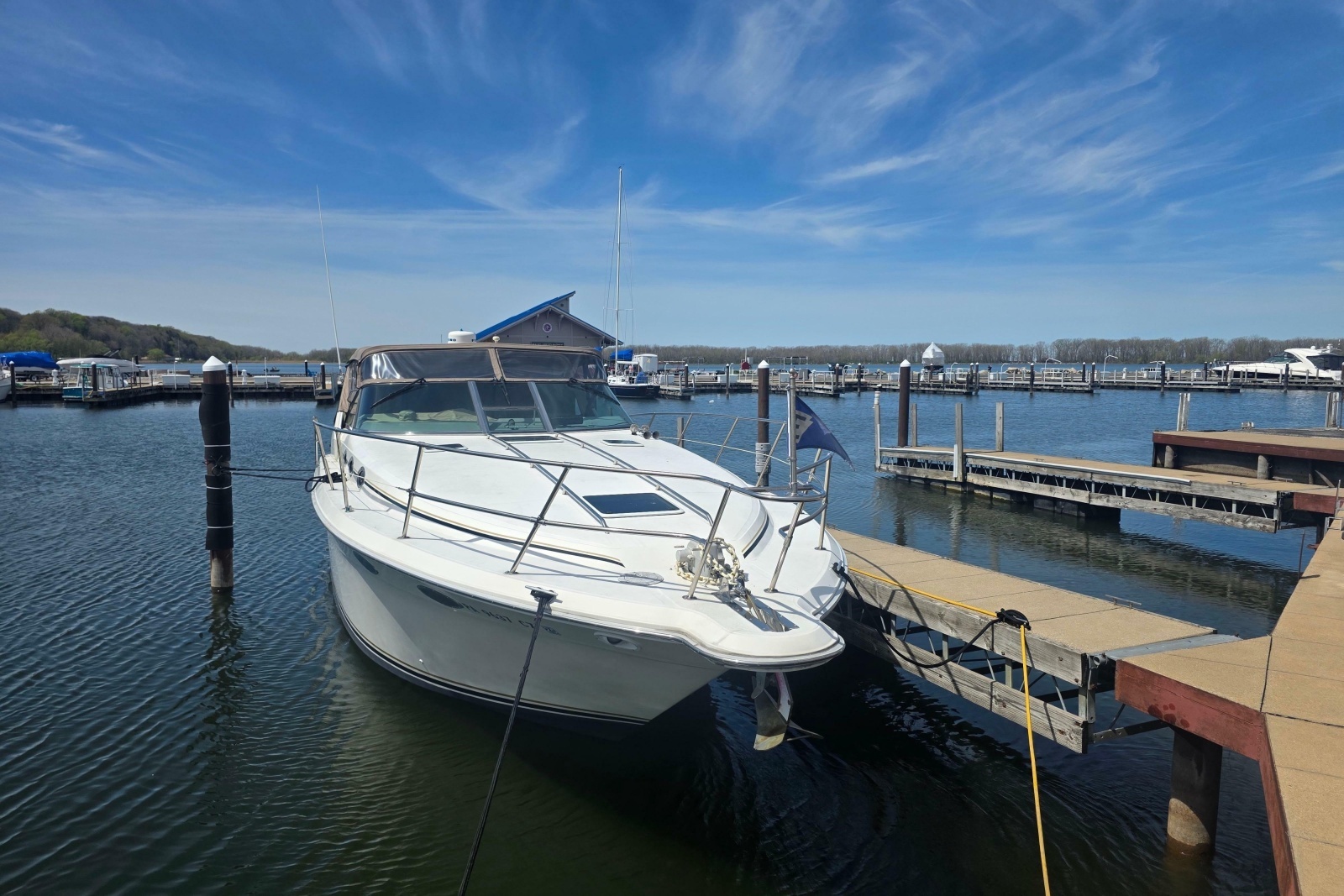 1994 Sea Ray 370 Express Cruiser