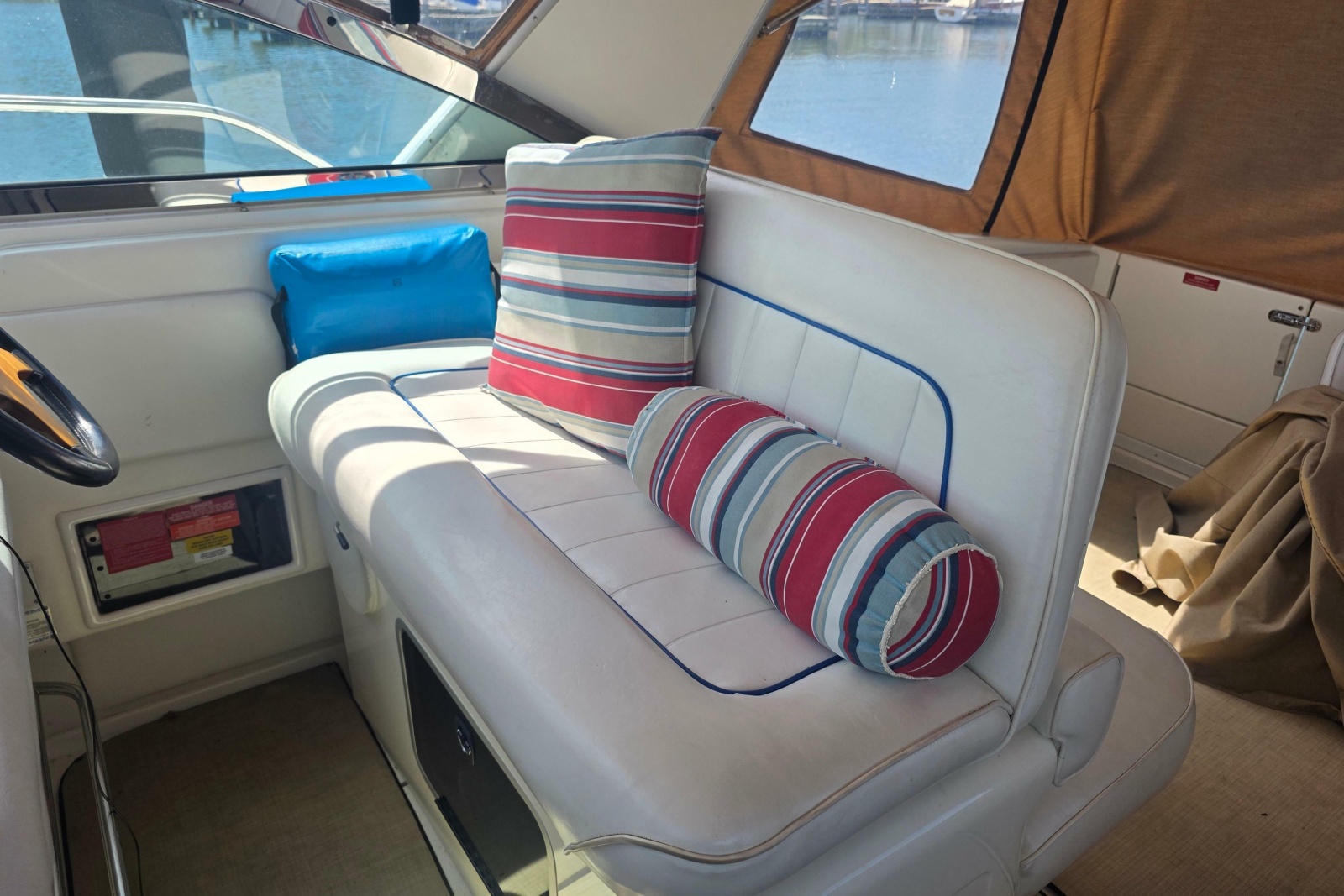 1994 Sea Ray 370 Express Cruiser