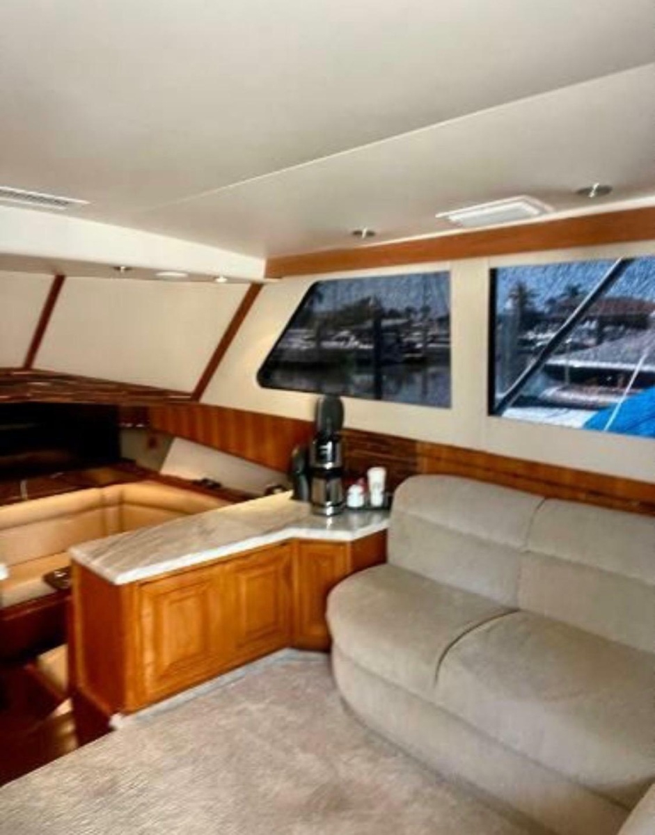 1994 Viking 38 Convertible