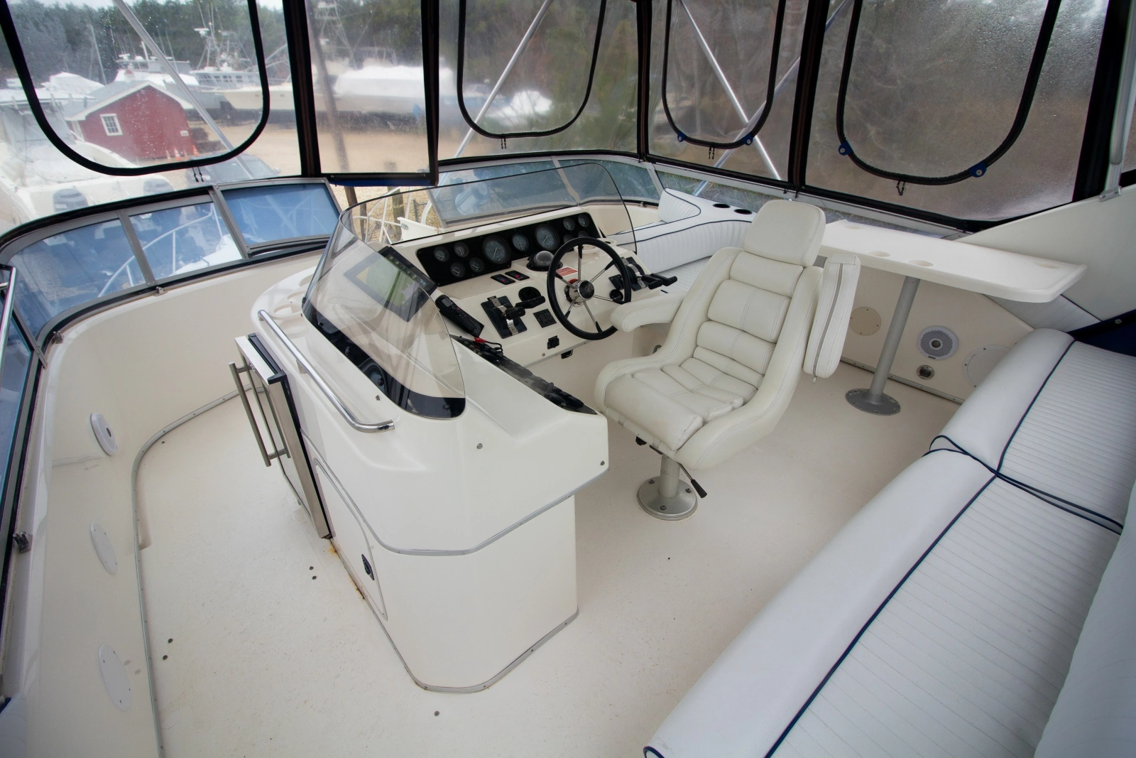 1993 Sea Ray 440 Express Bridge
