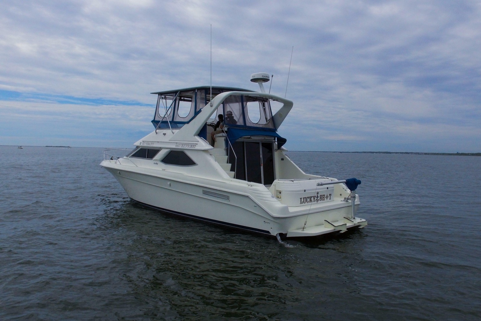 1993 Sea Ray 440 Express Bridge