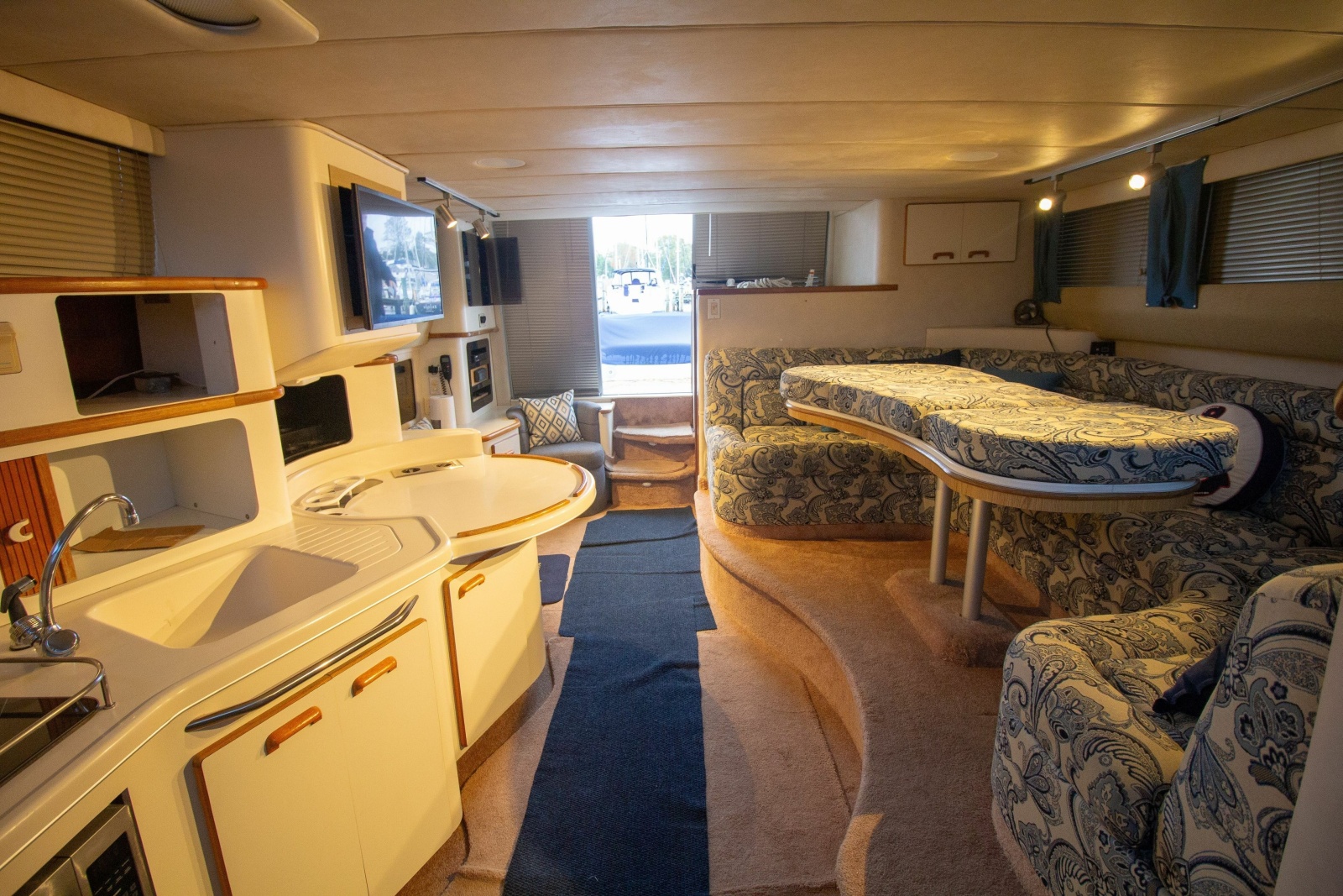 1993 Sea Ray 440 Express Bridge