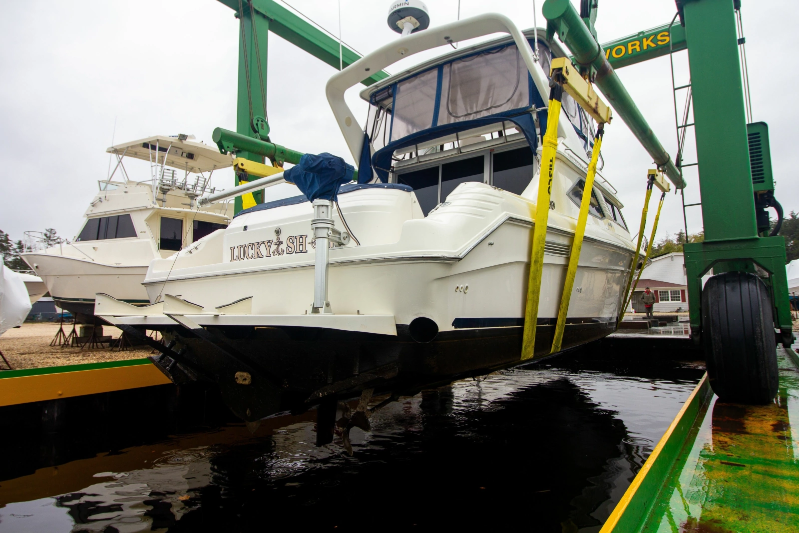 1993 Sea Ray 440 Express Bridge