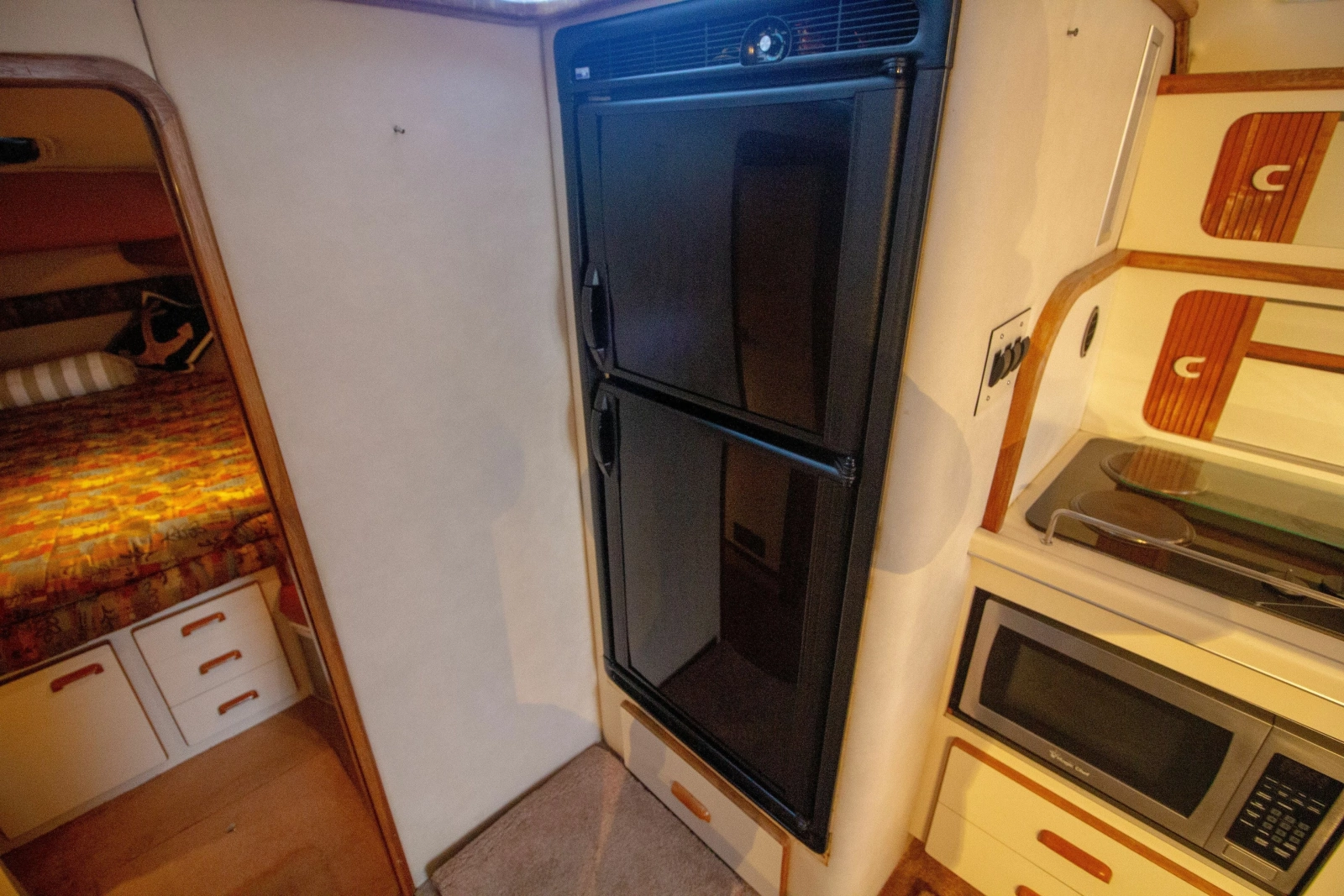 1993 Sea Ray 440 Express Bridge