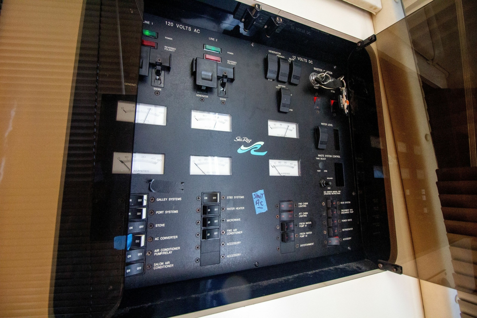1993 Sea Ray 440 Express Bridge