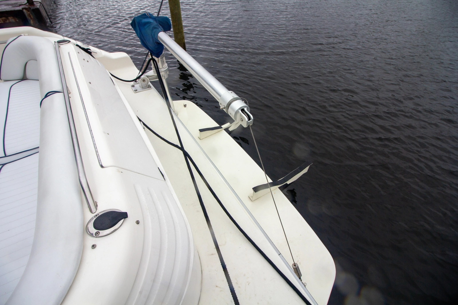 1993 Sea Ray 440 Express Bridge