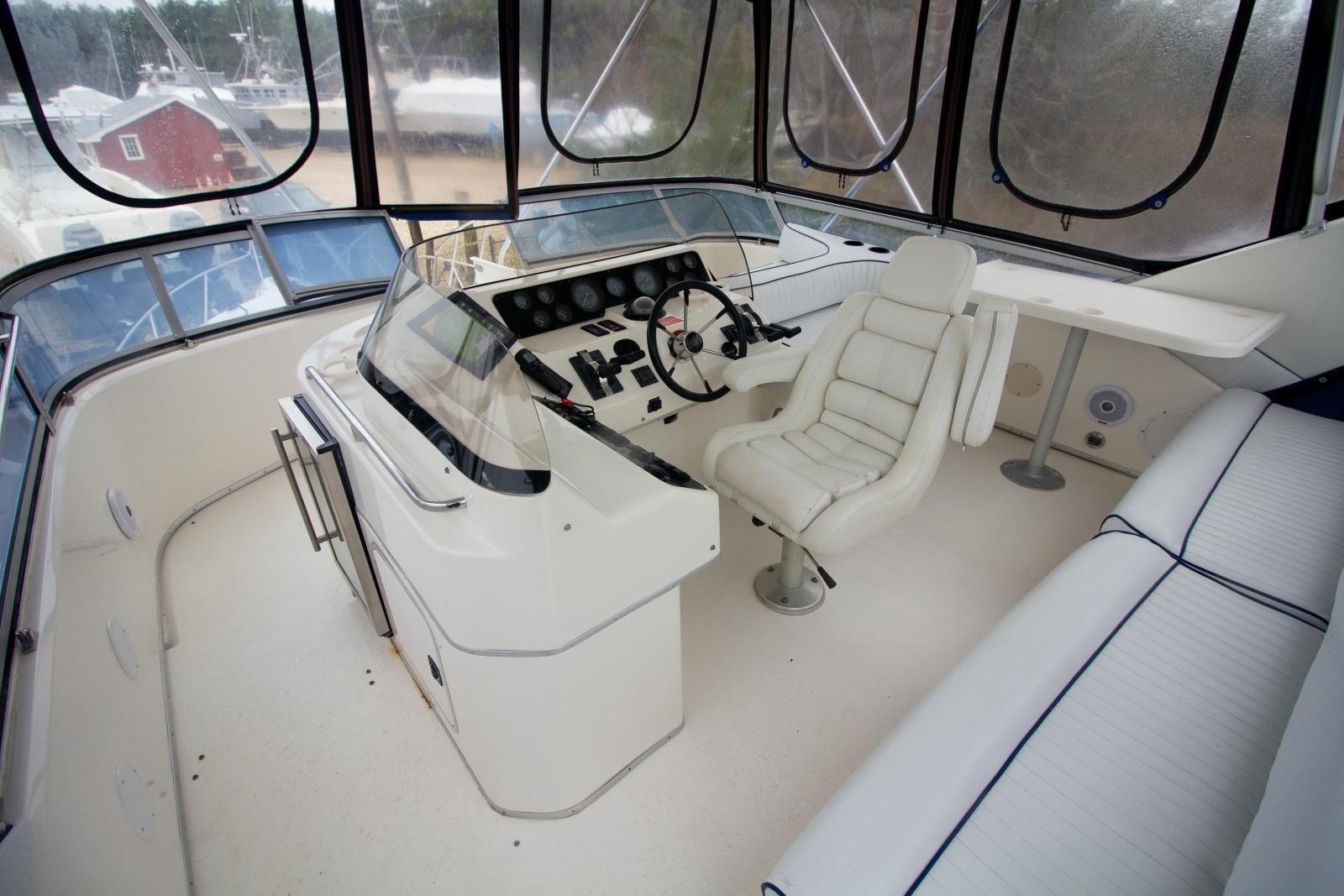 1993 Sea Ray 440 Express Bridge