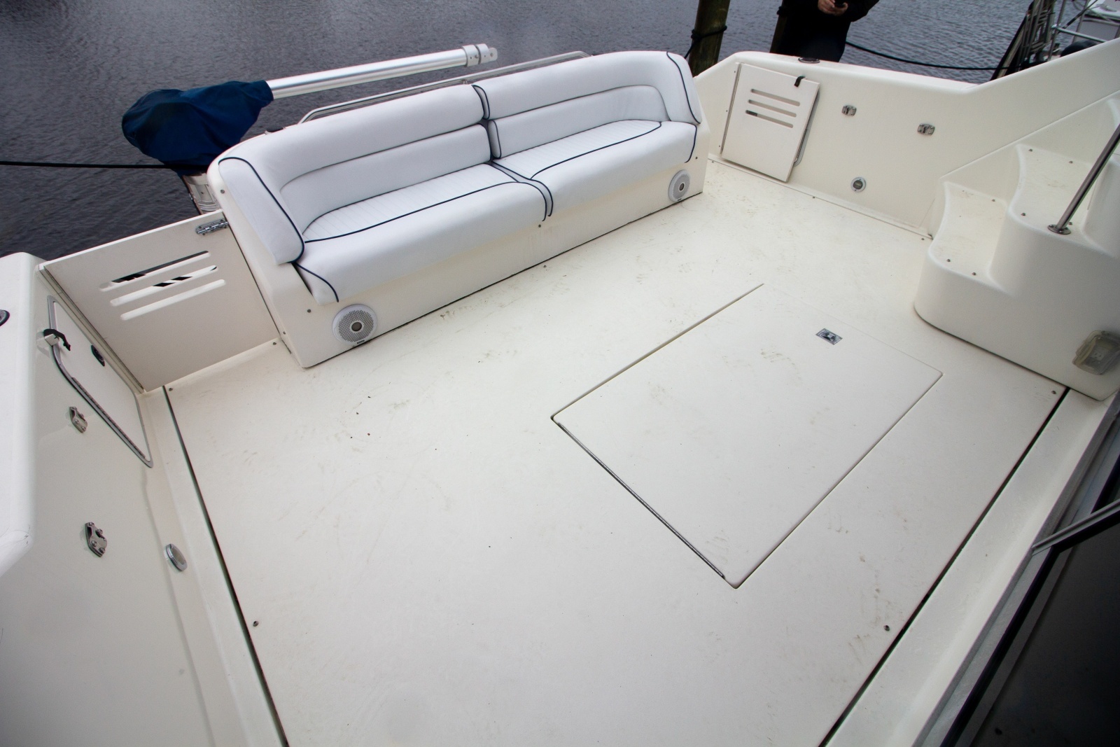1993 Sea Ray 440 Express Bridge