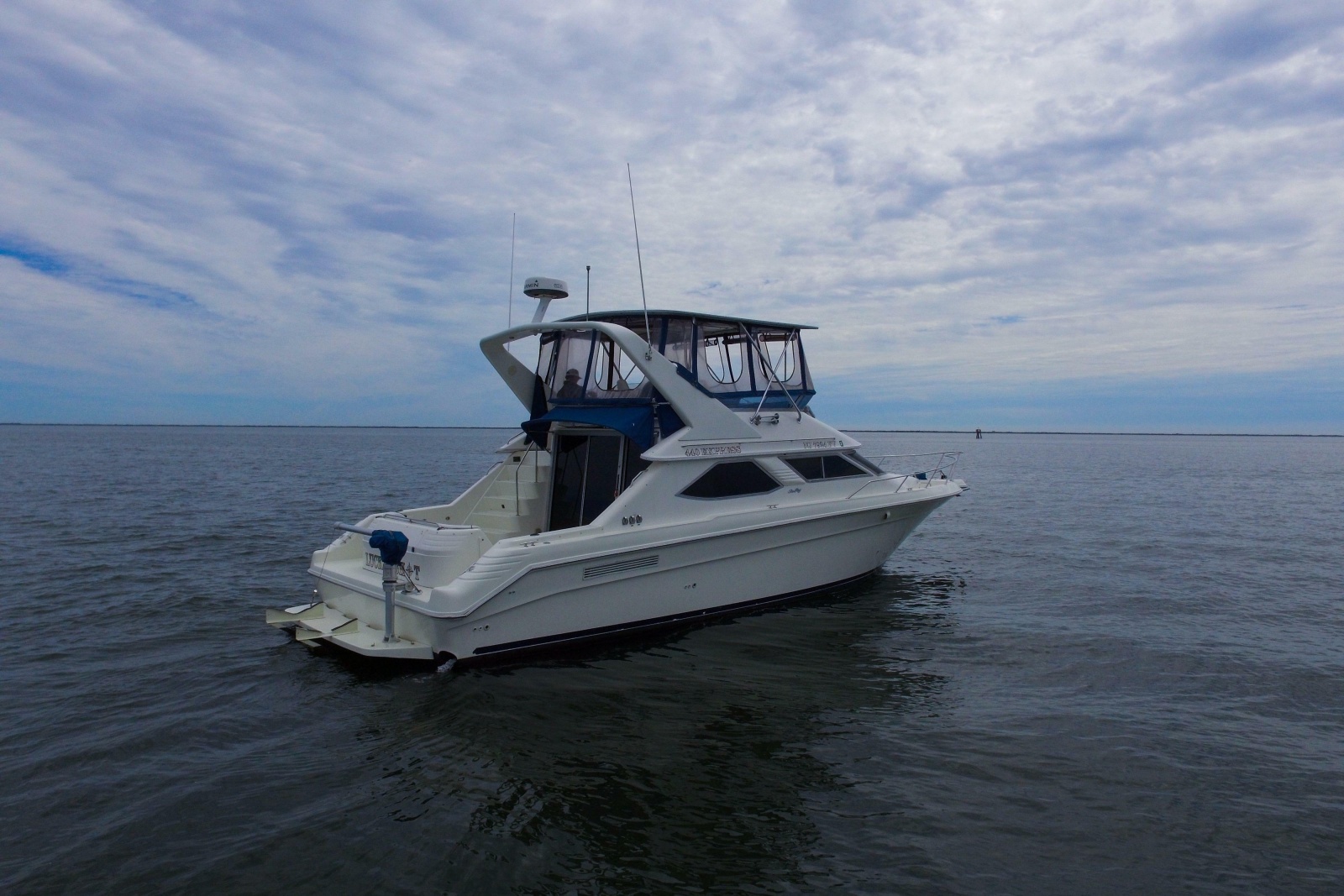 1993 Sea Ray 440 Express Bridge