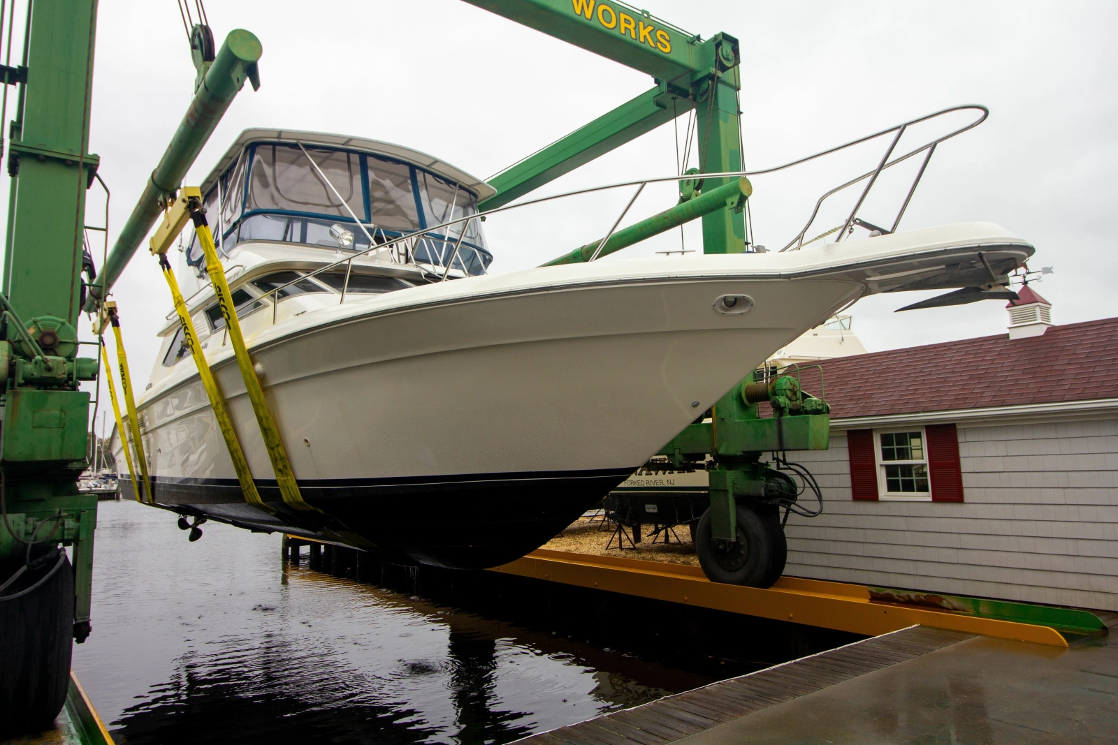 1993 Sea Ray 440 Express Bridge