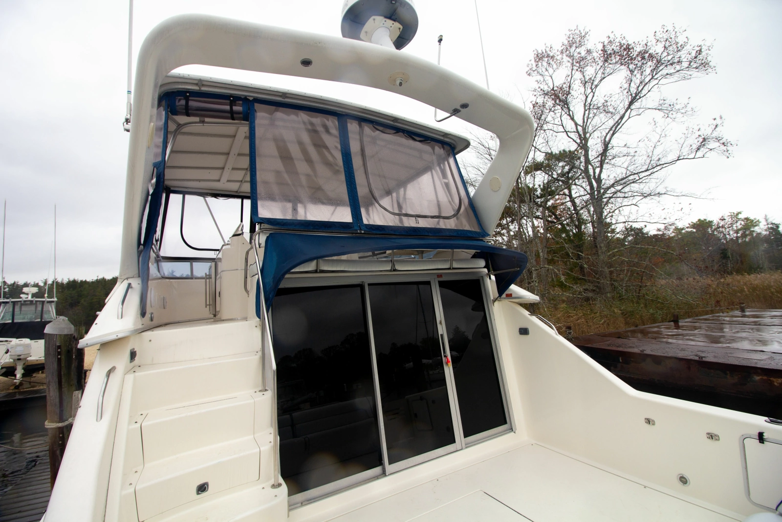 1993 Sea Ray 440 Express Bridge