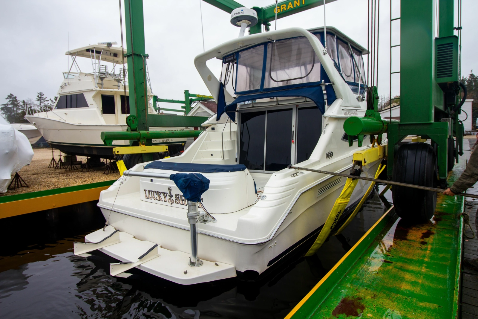1993 Sea Ray 440 Express Bridge