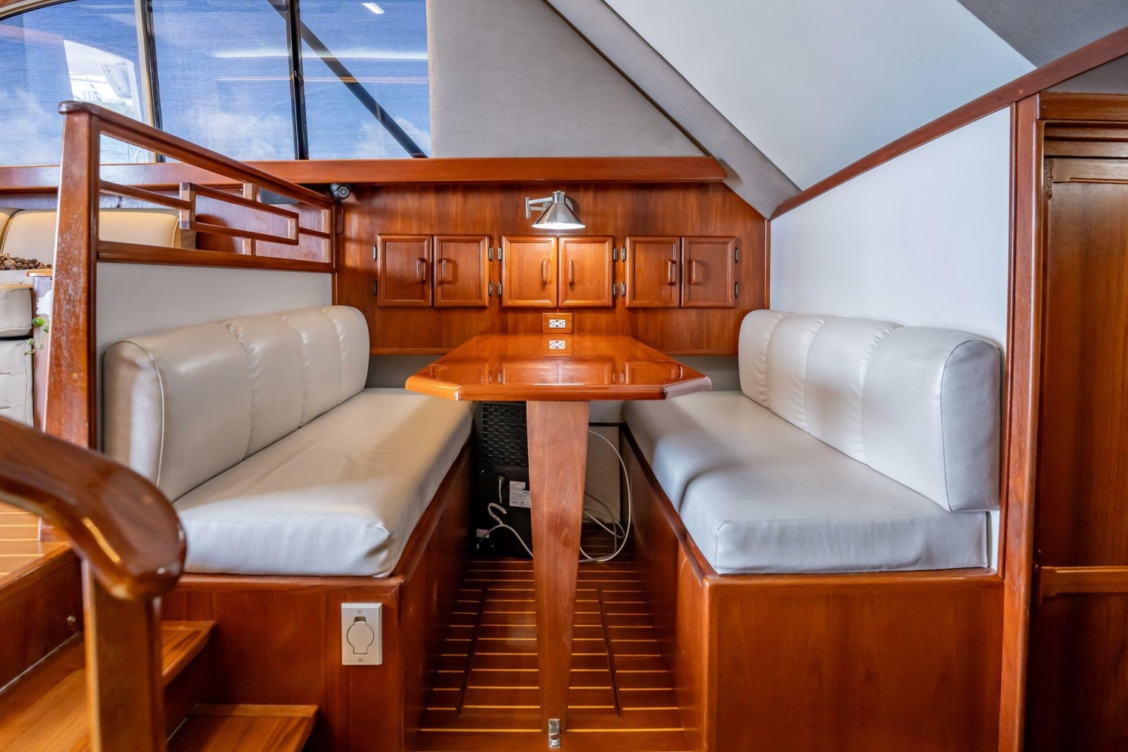 1991 Jersey 42 Convertible Sportfisherman