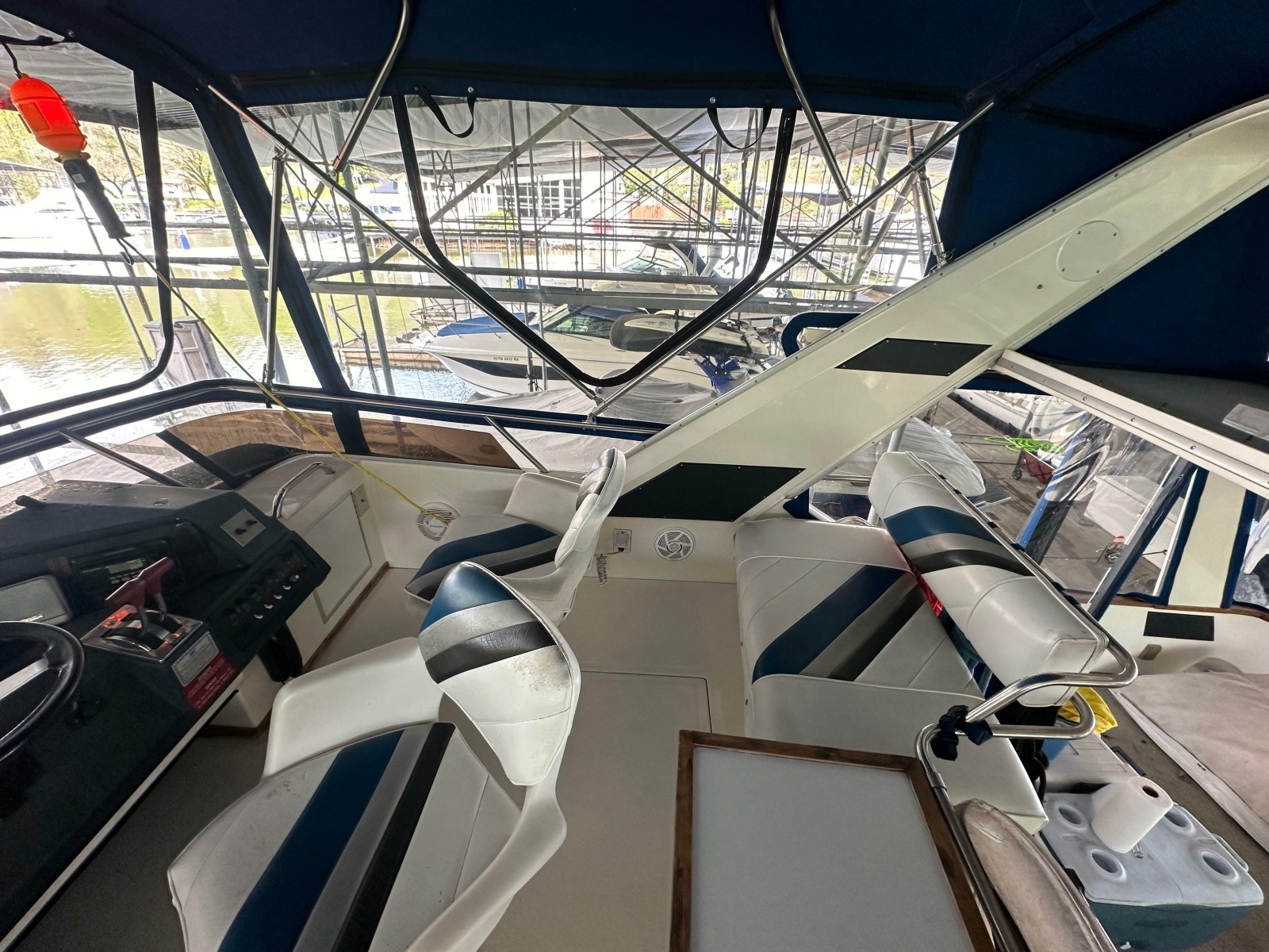 1991 Sea Ray 380 Aft Cabin