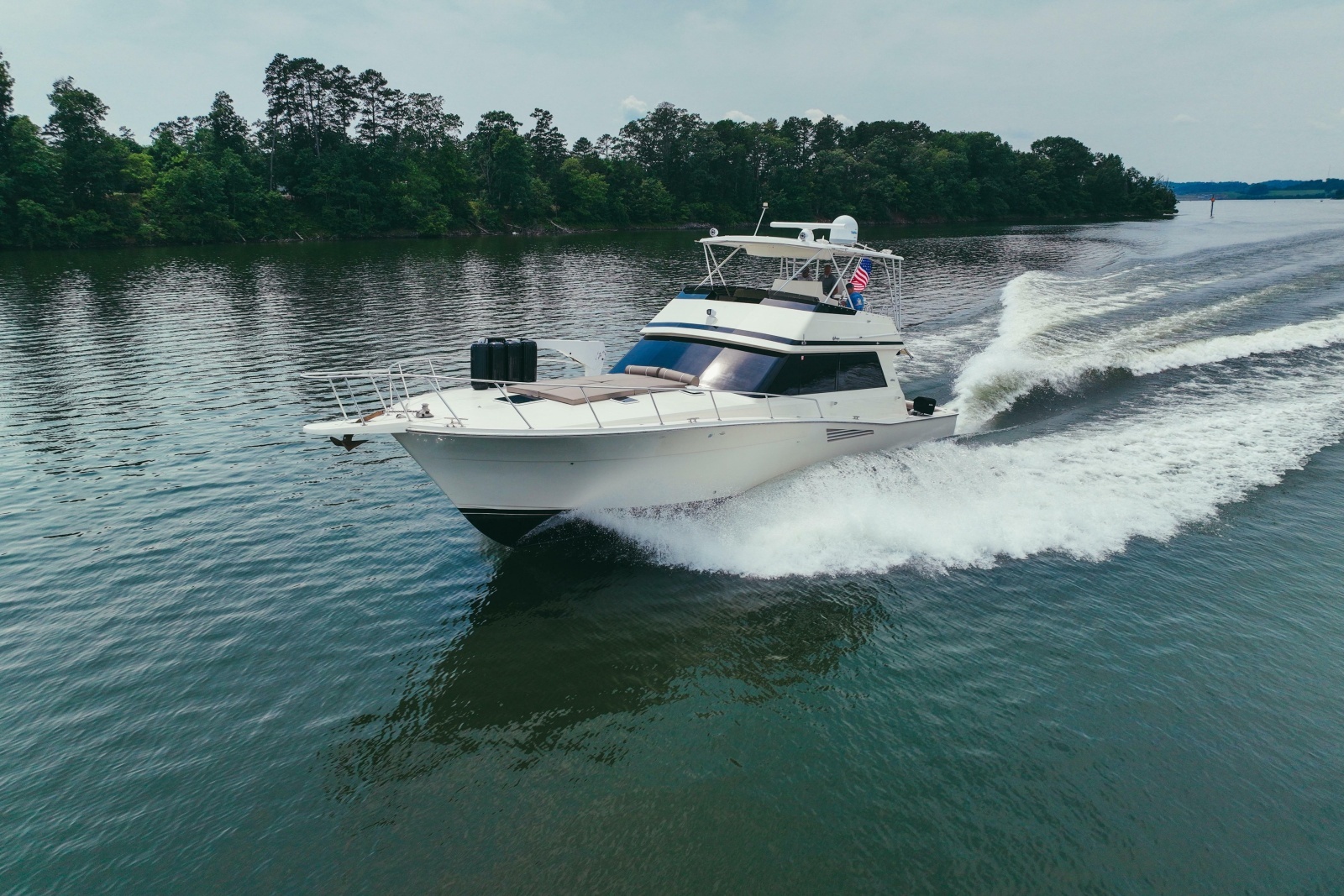 1990 Viking 53 Convertible