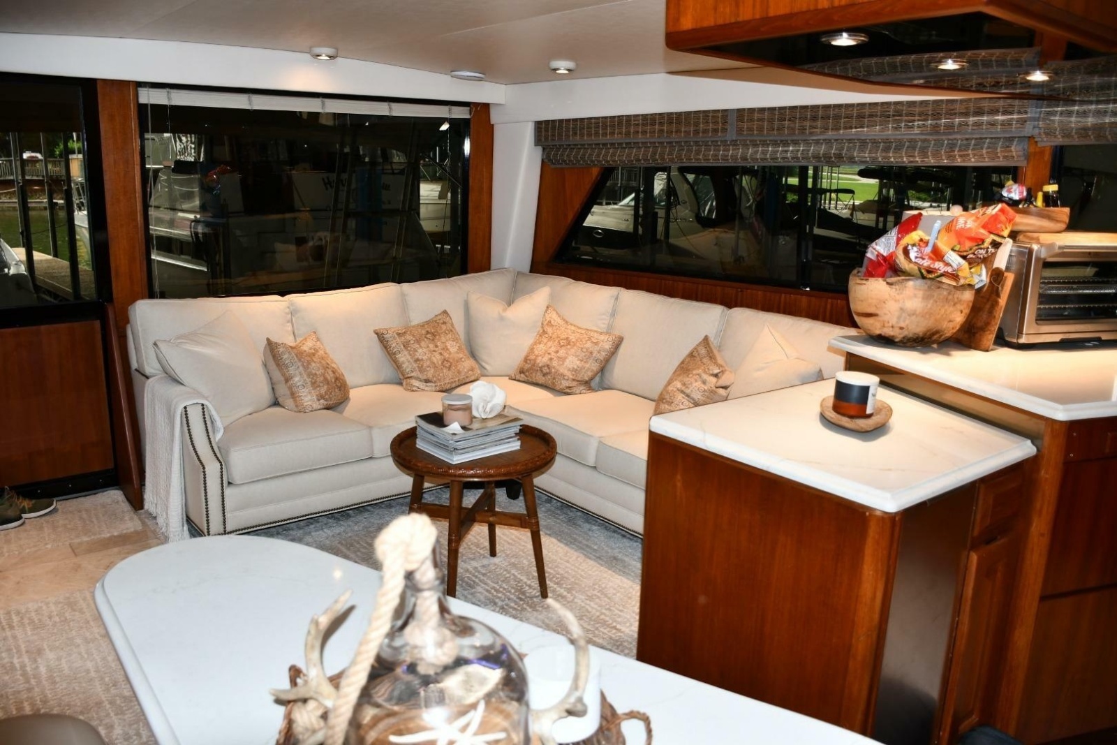1990 Viking 53 Convertible