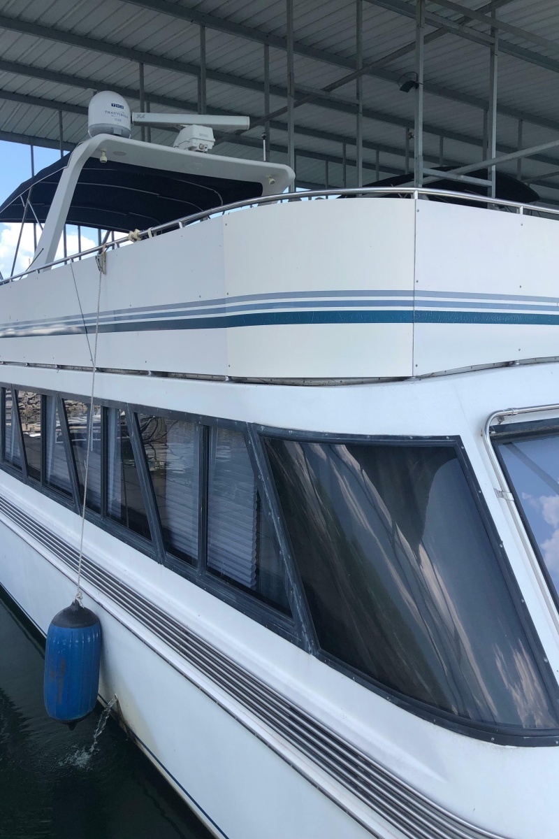 1989 Bluewater Yachts 55' Coastal Cruiser