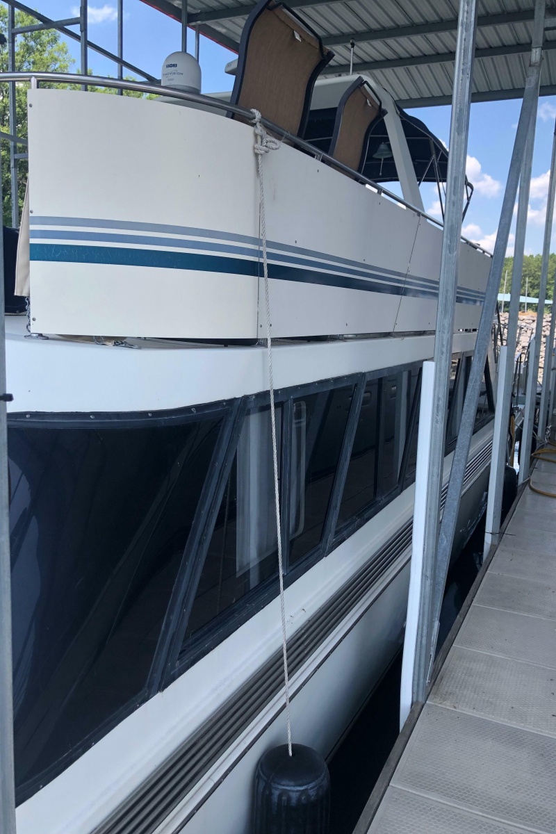 1989 Bluewater Yachts 55' Coastal Cruiser