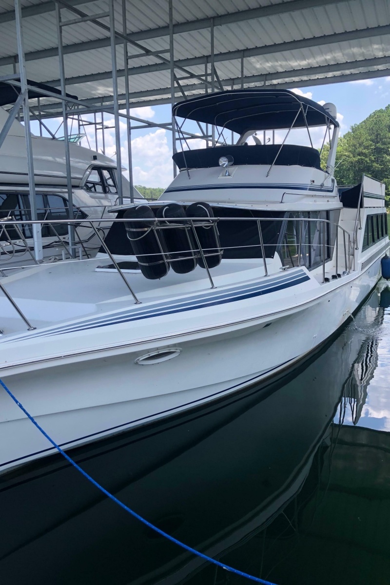 1989 Bluewater Yachts 55' Coastal Cruiser