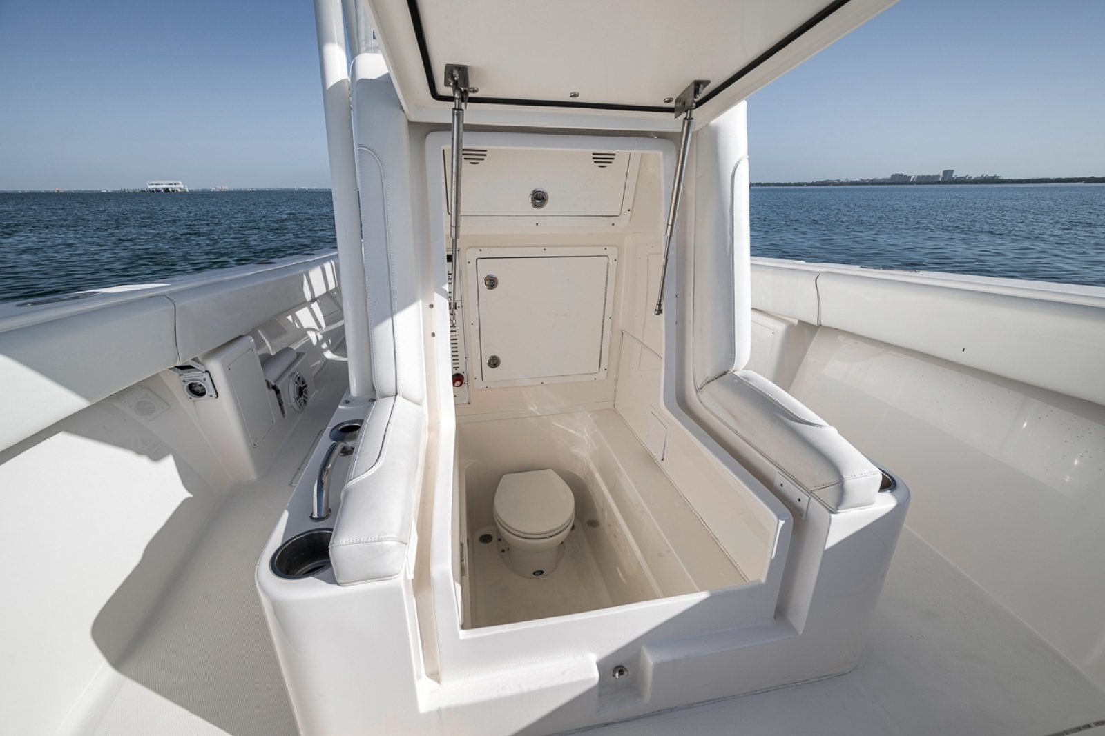 2023 SeaVee 290B