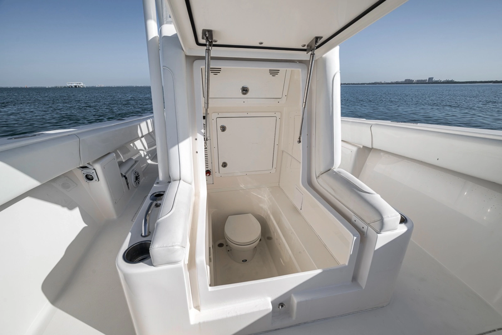 2023 SeaVee 290B