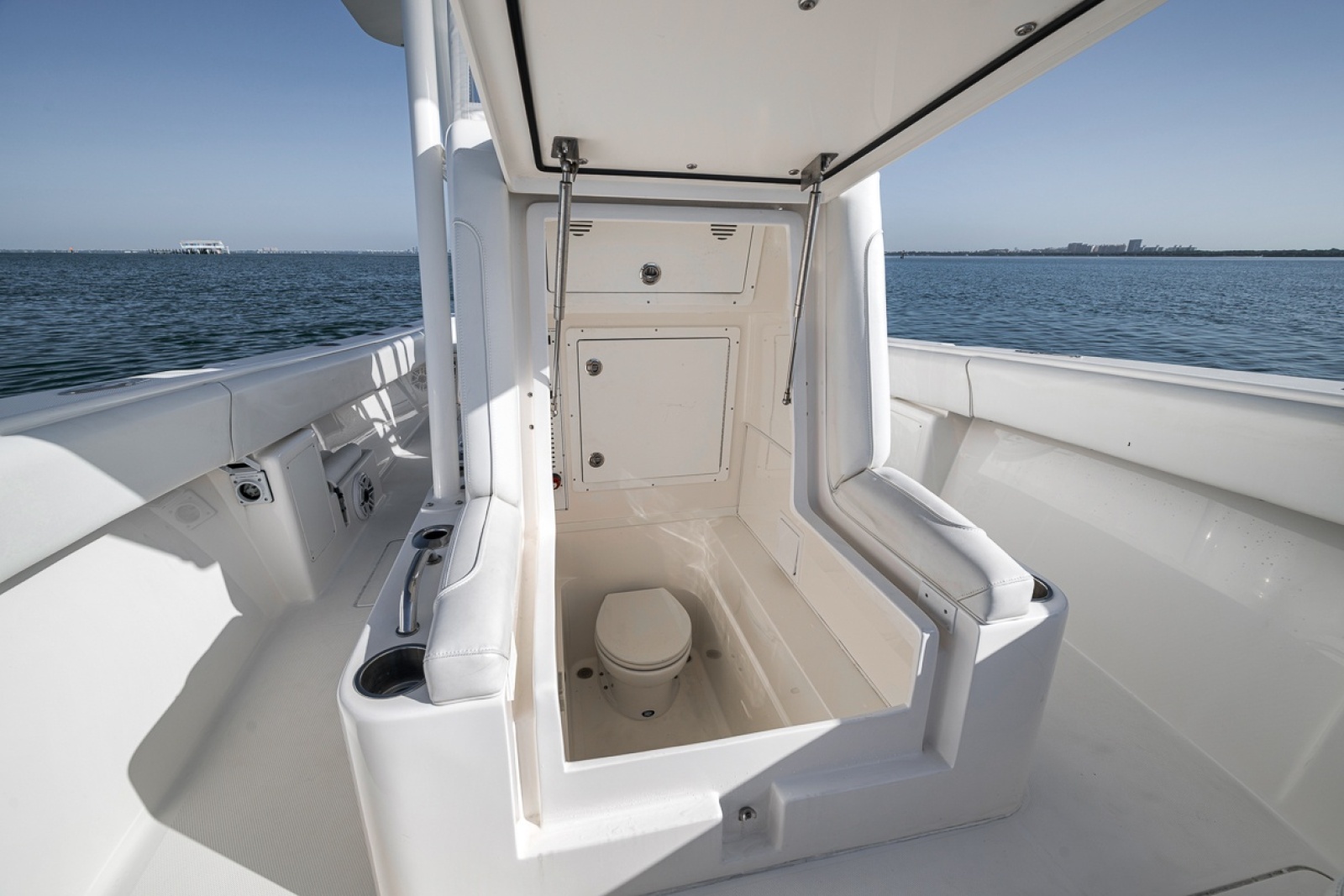 2023 SeaVee 290B