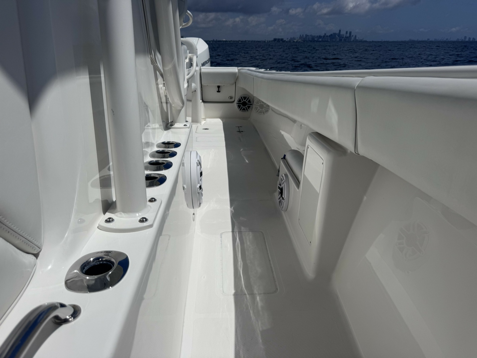 2023 SeaVee 290B