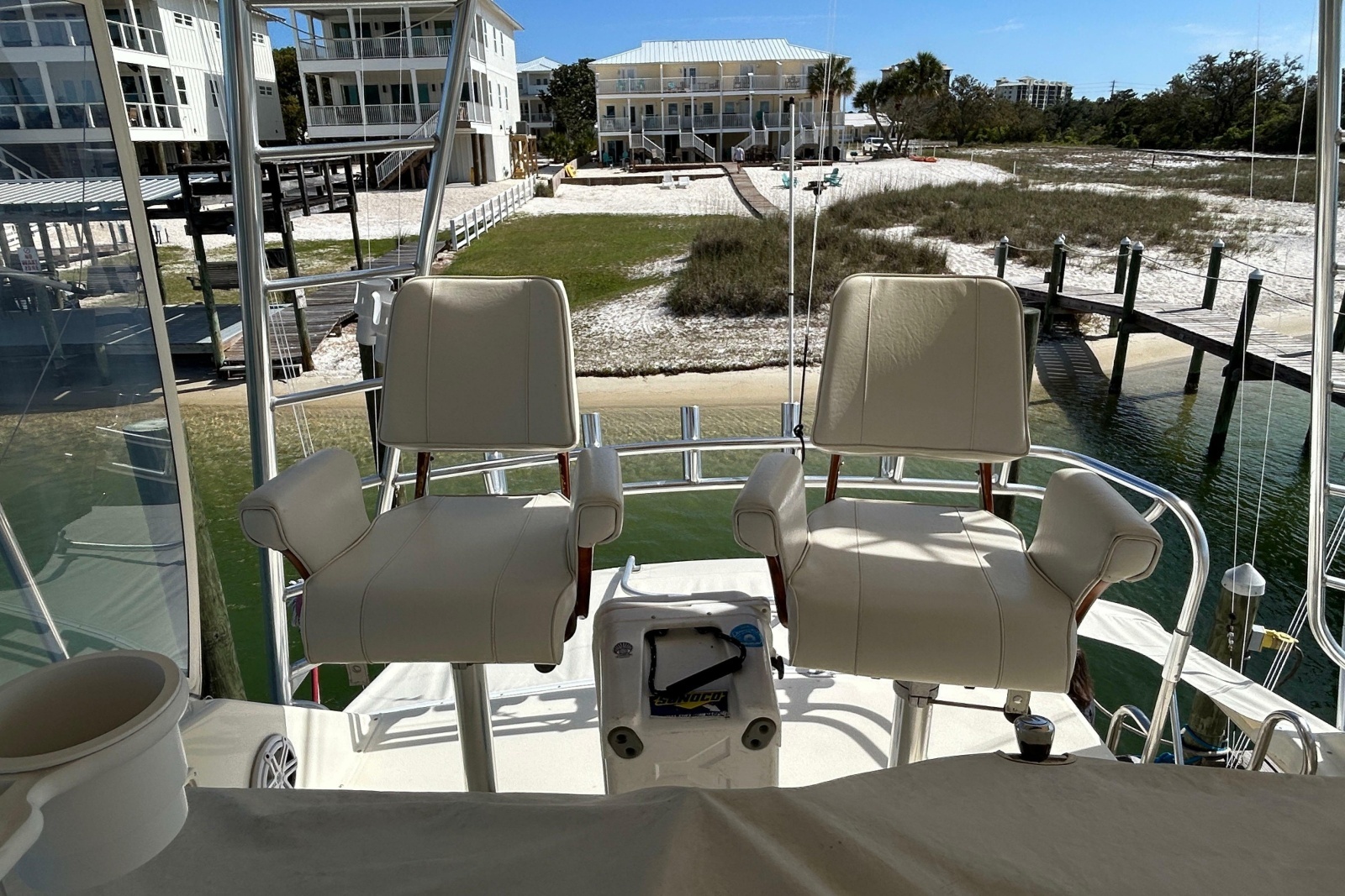 1989 Hatteras 45 Convertible