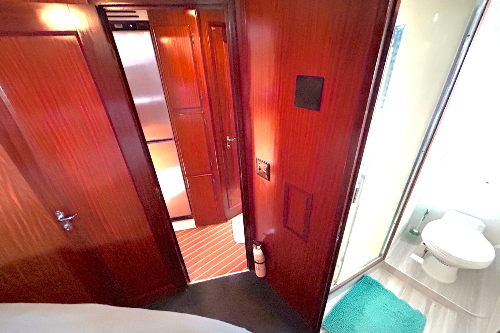 1989 Hatteras 45 Convertible