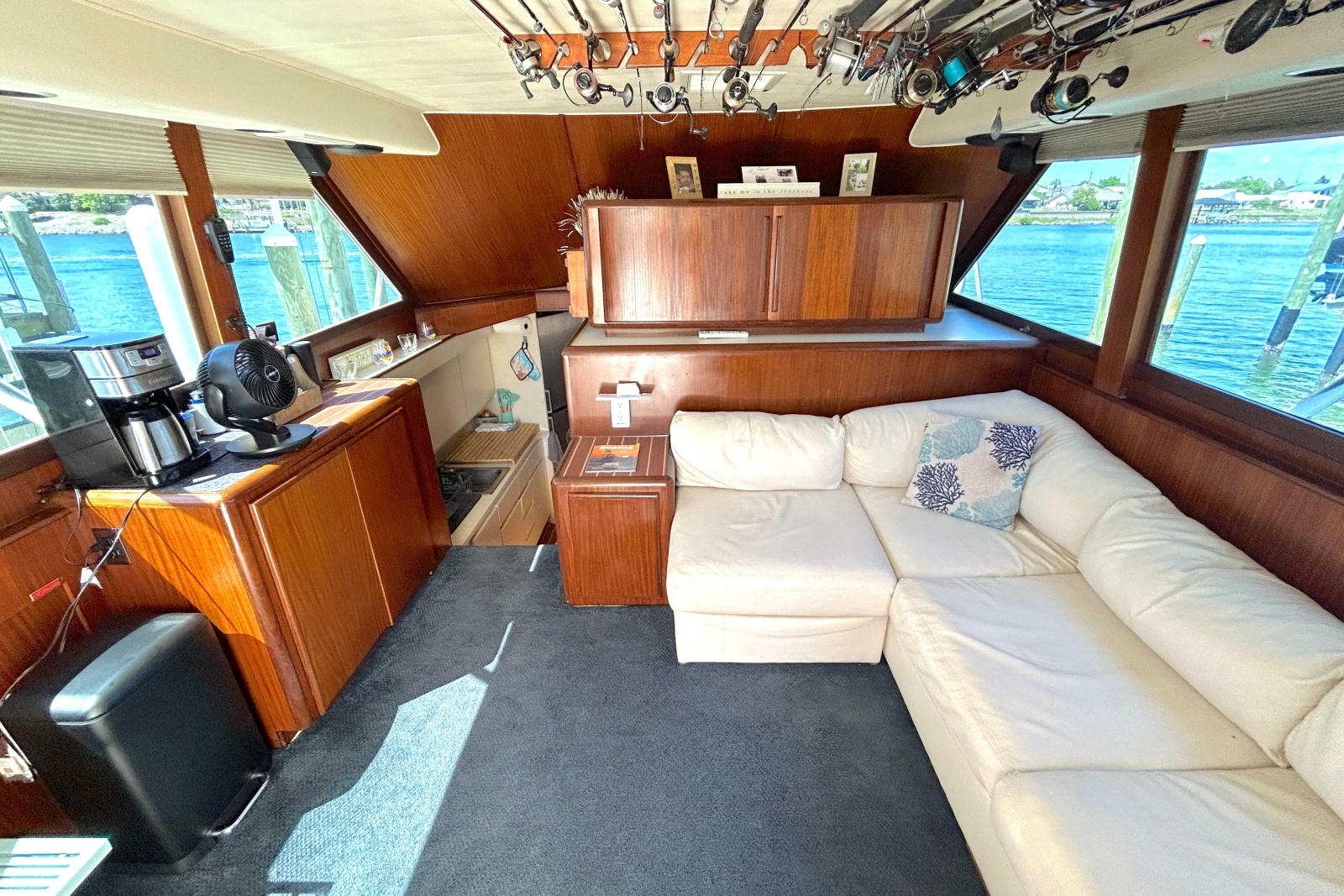 1989 Hatteras 45 Convertible