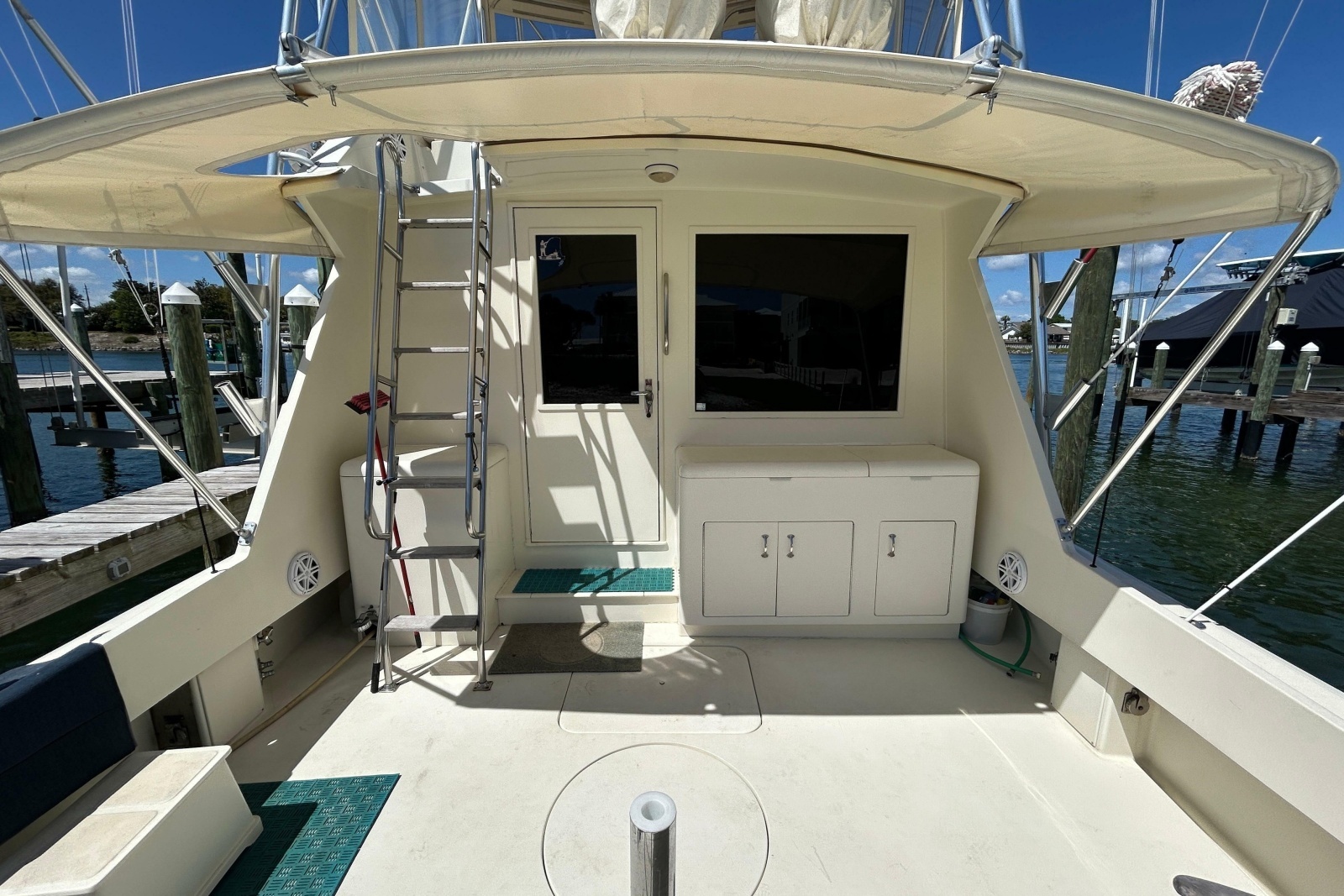 1989 Hatteras 45 Convertible