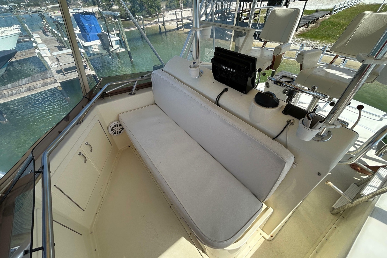 1989 Hatteras 45 Convertible