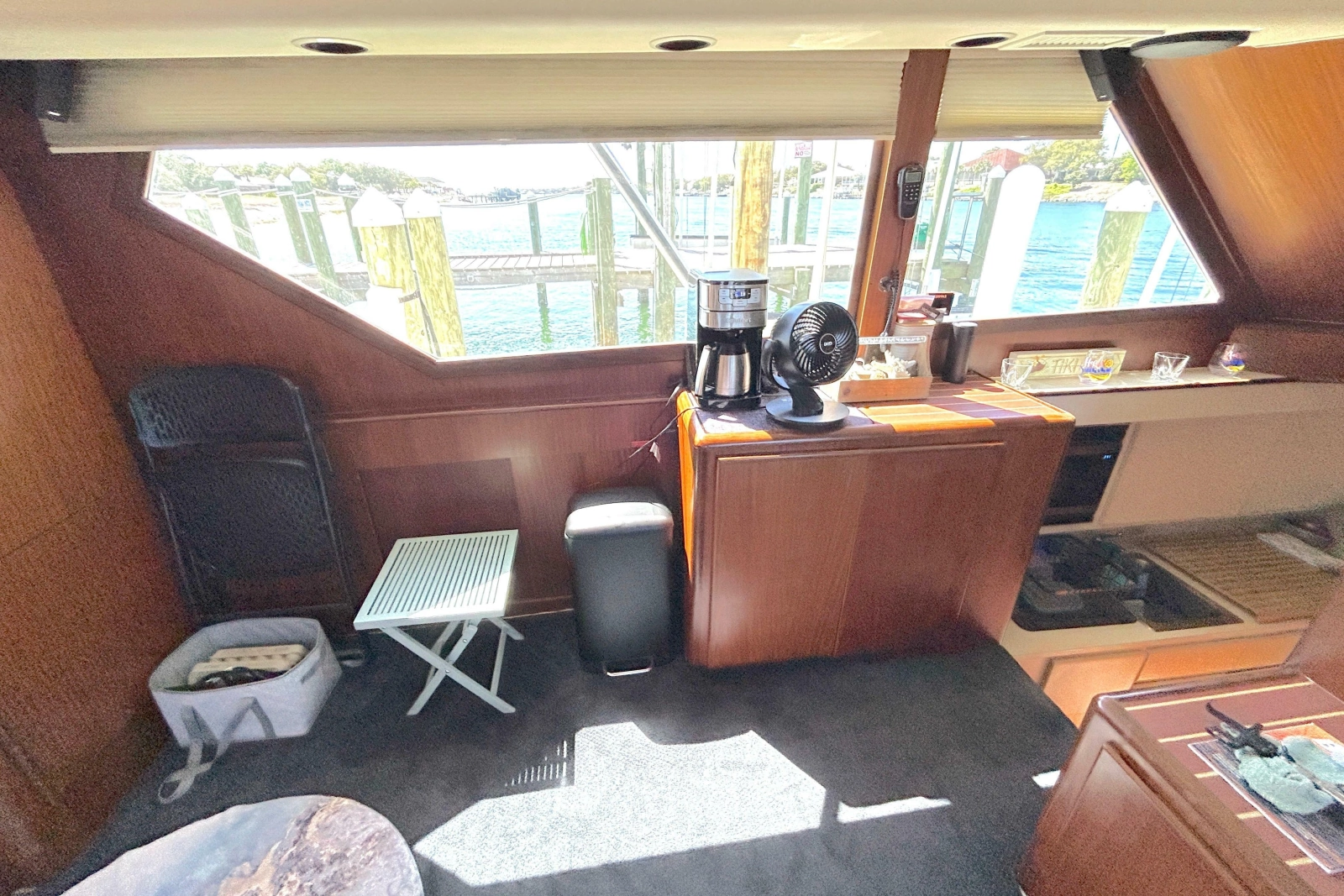 1989 Hatteras 45 Convertible