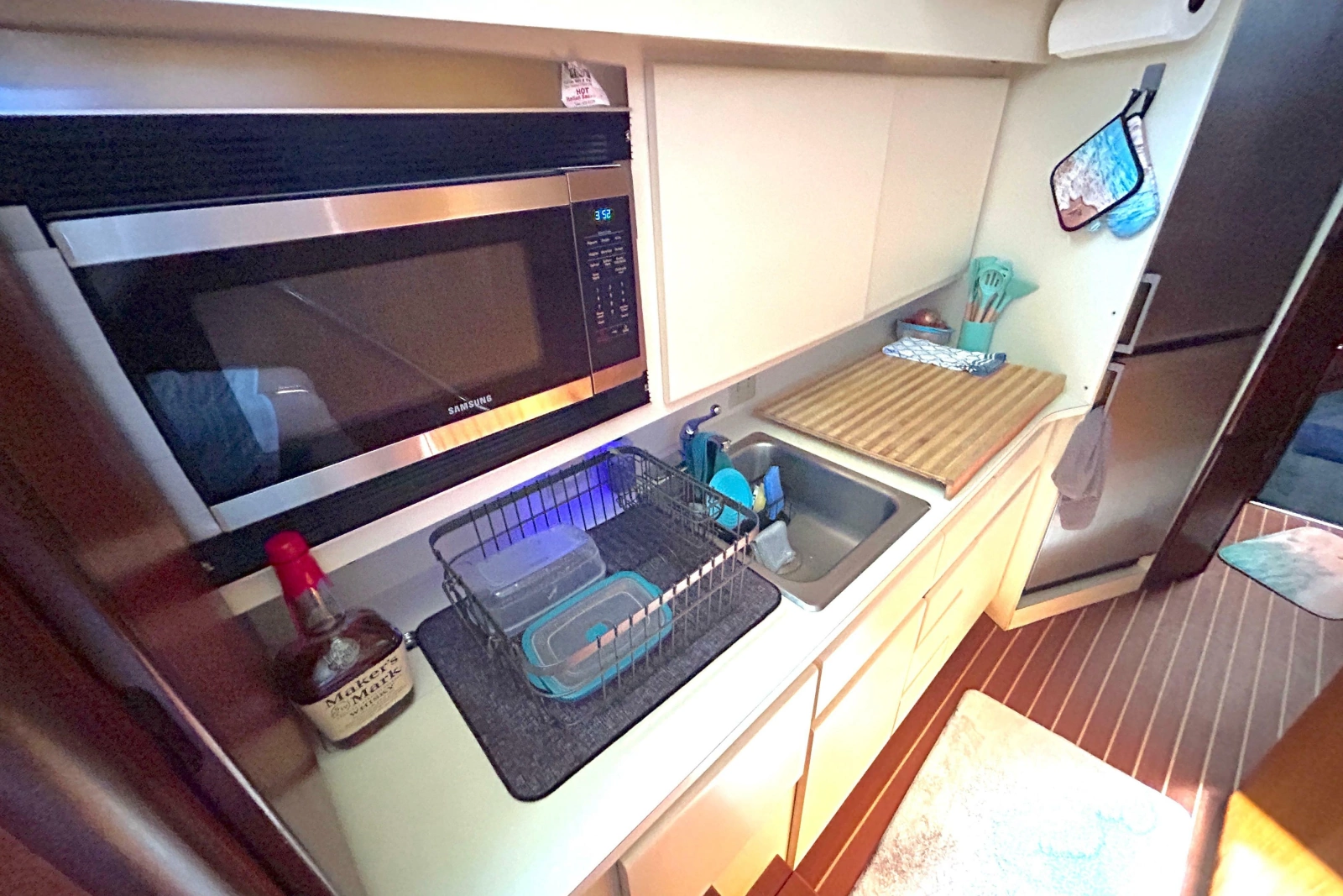 1989 Hatteras 45 Convertible