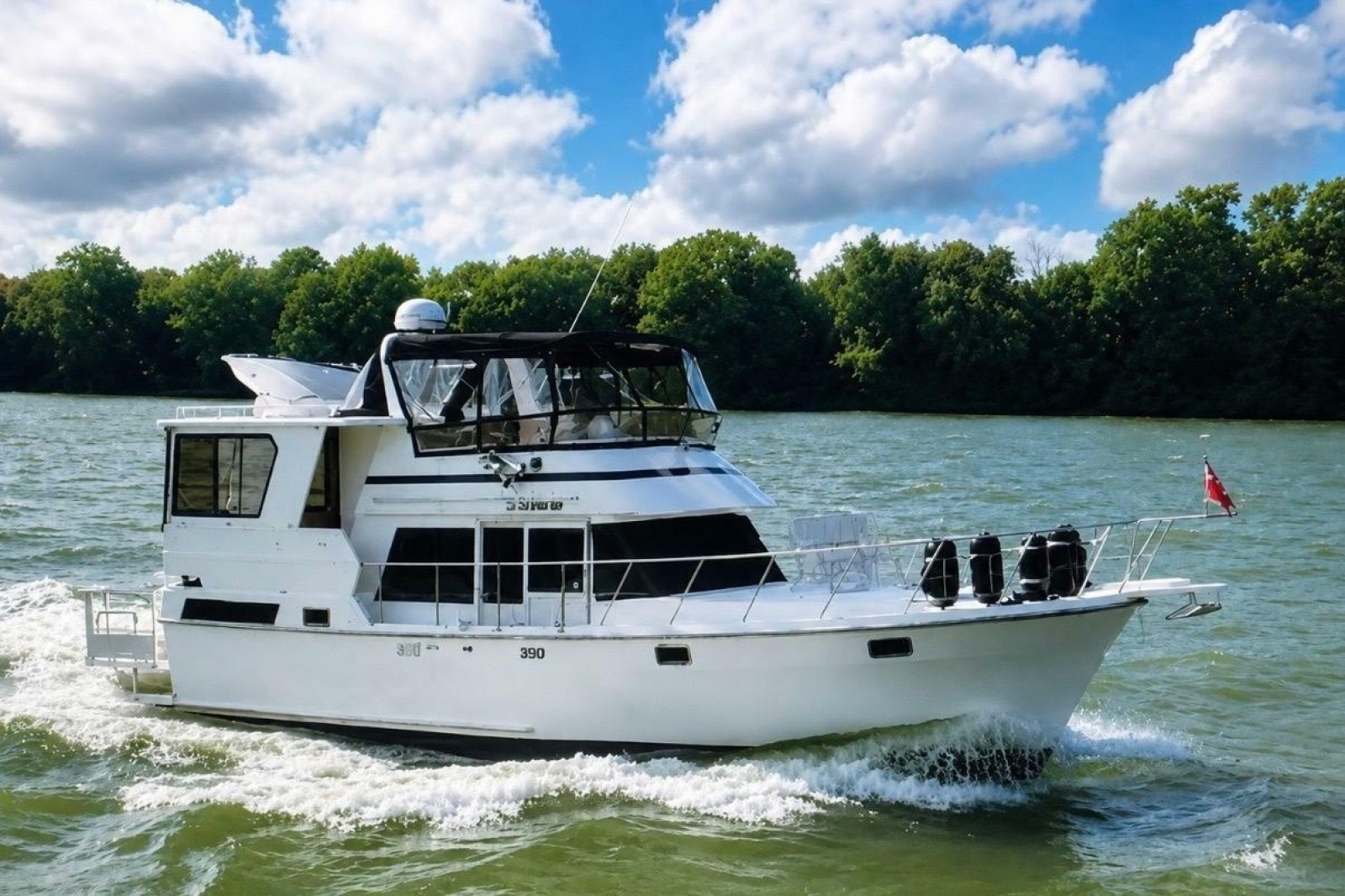 1989 Heritage East 40
