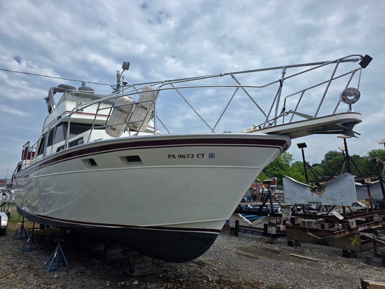 1988 Marinette 37 Motor Yacht