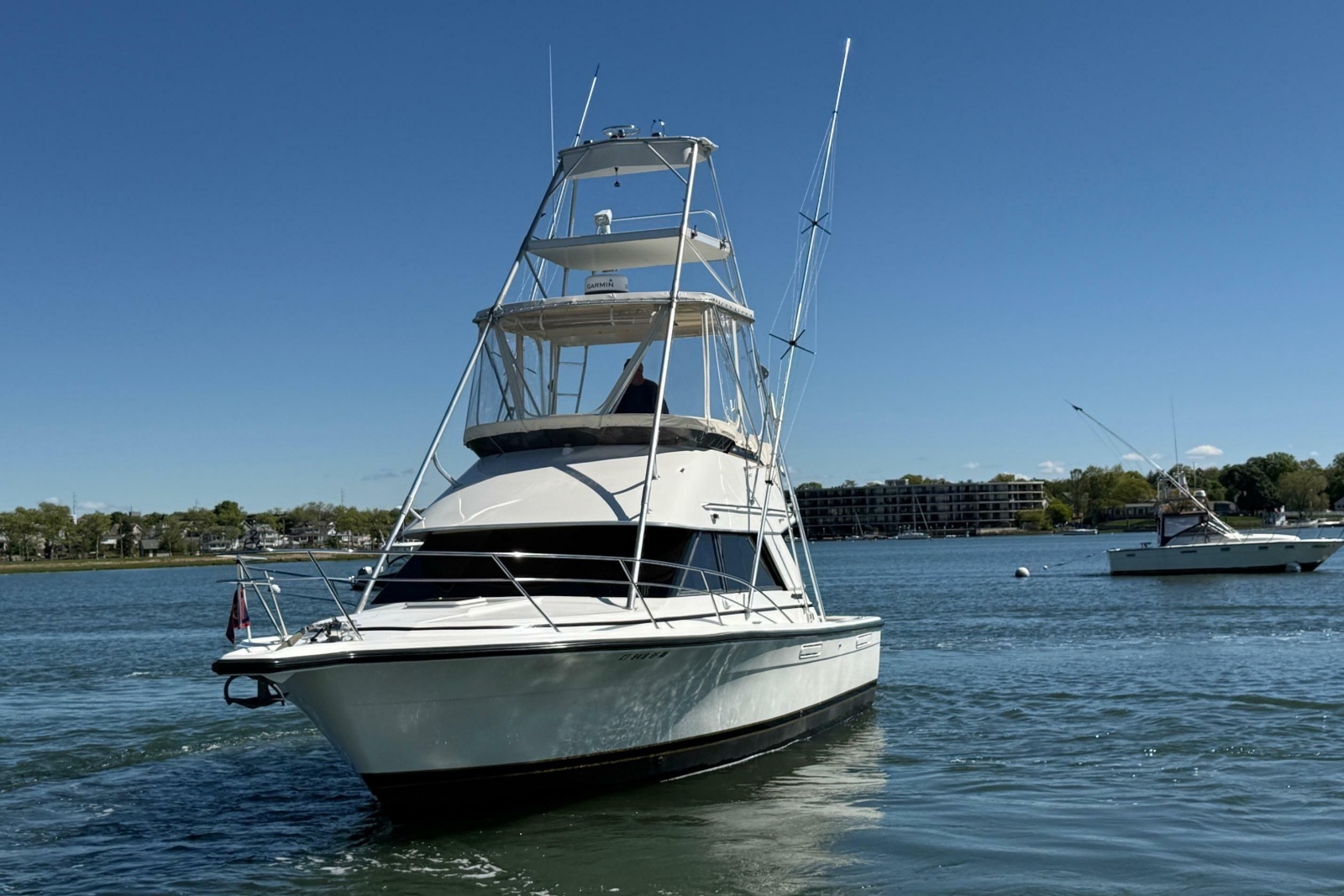 33ft Phoenix Yacht For Sale