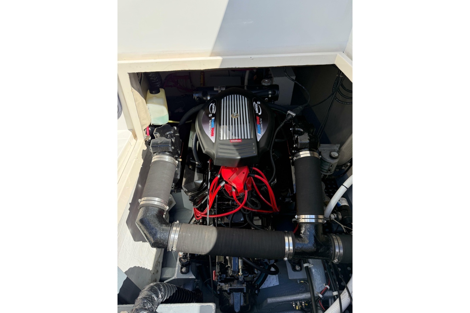 33ft Phoenix Yacht For Sale