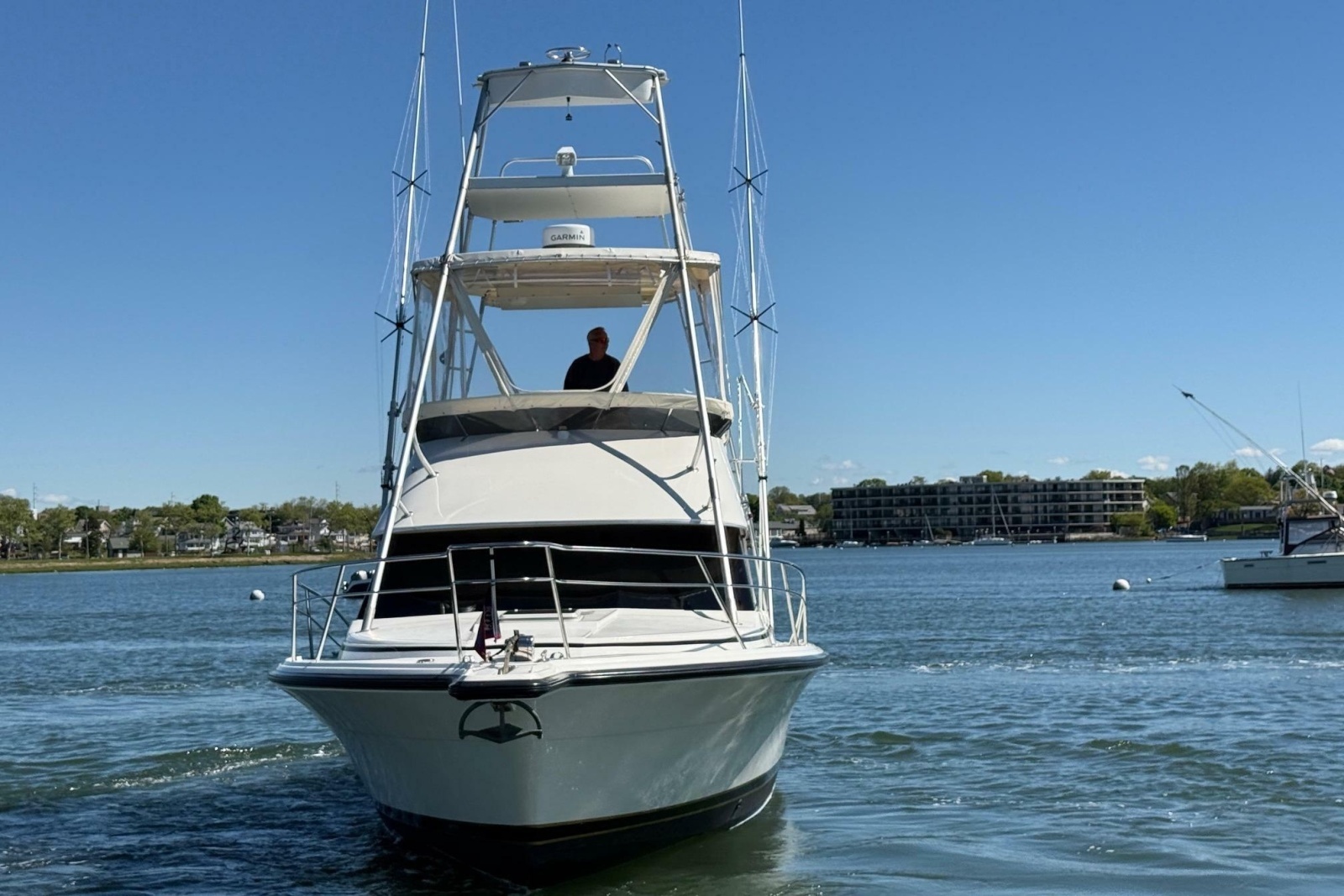33ft Phoenix Yacht For Sale