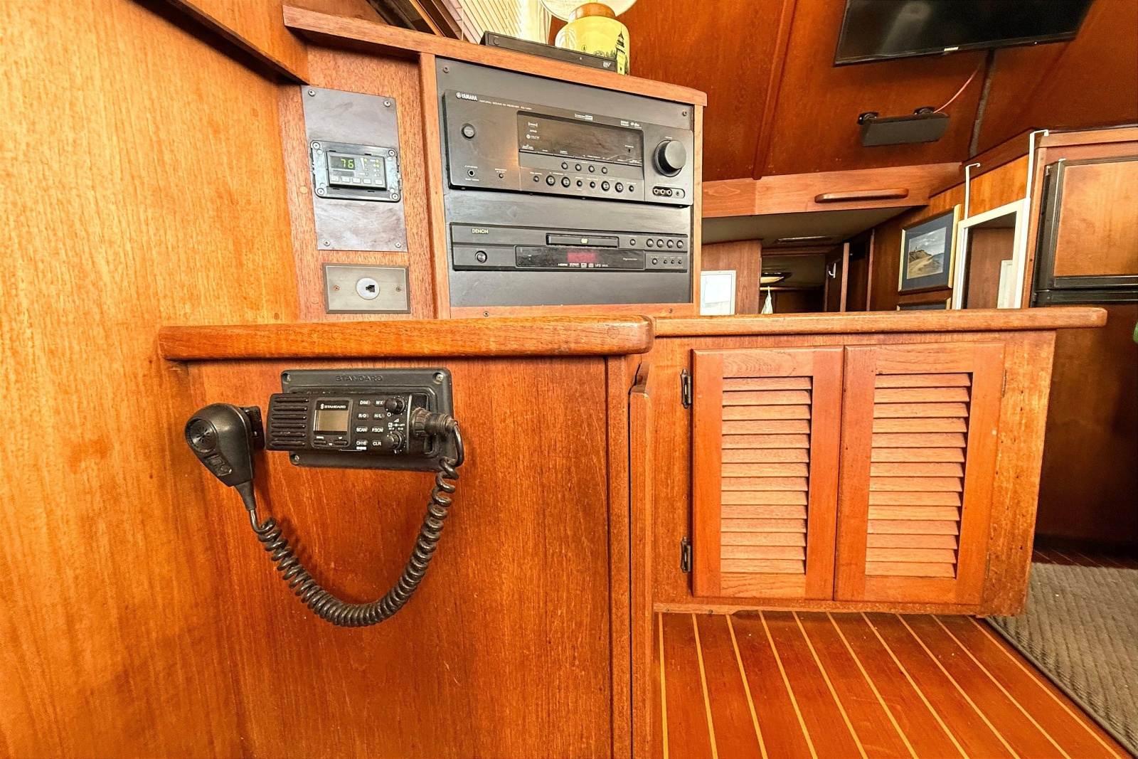 1986 Viking 35 Convertible