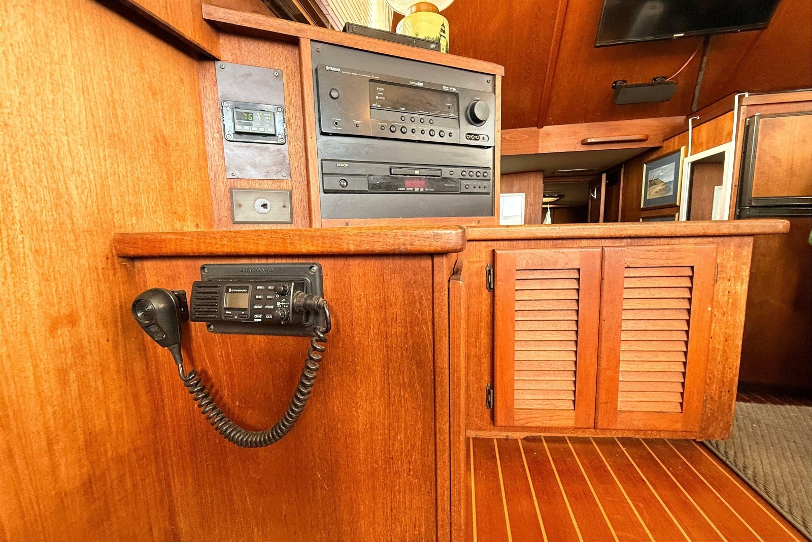 1986 Viking 35 Convertible