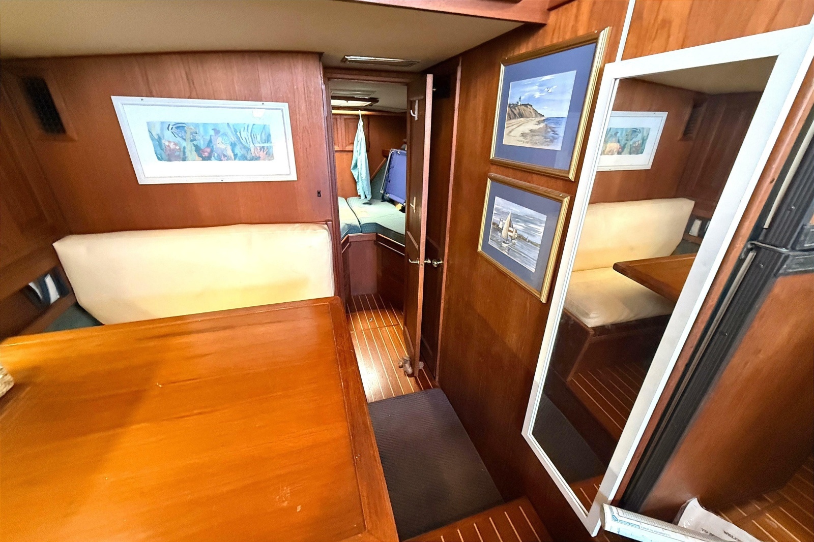 1986 Viking 35 Convertible