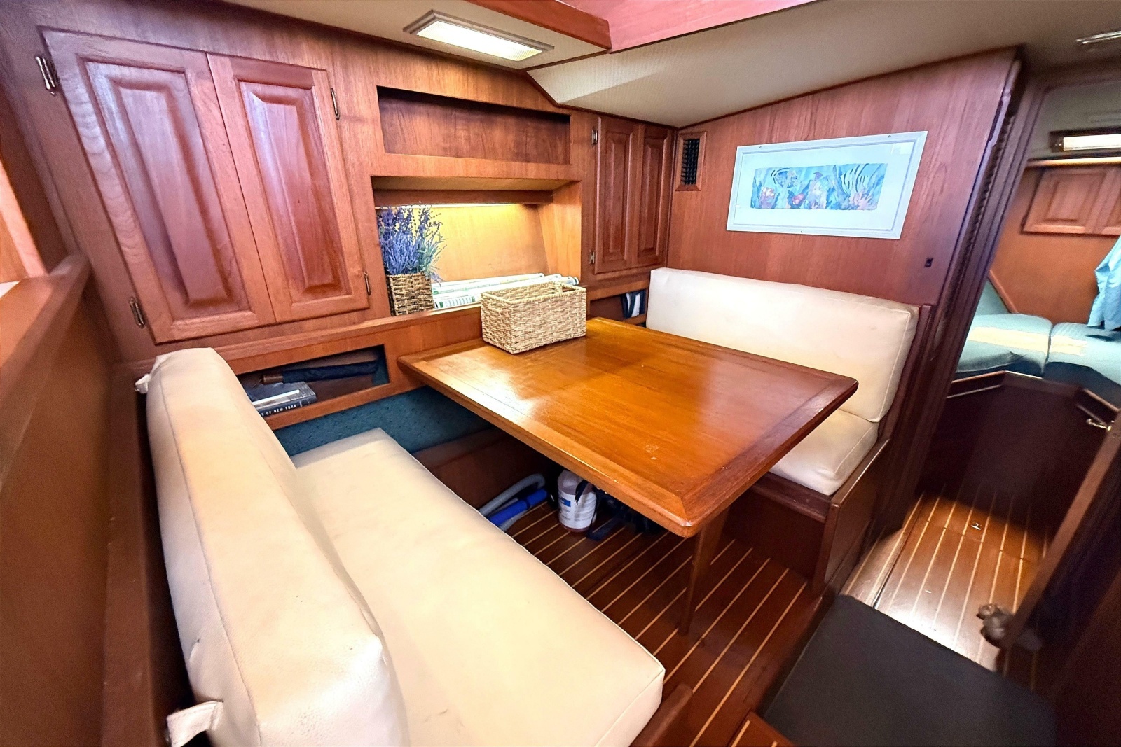 1986 Viking 35 Convertible