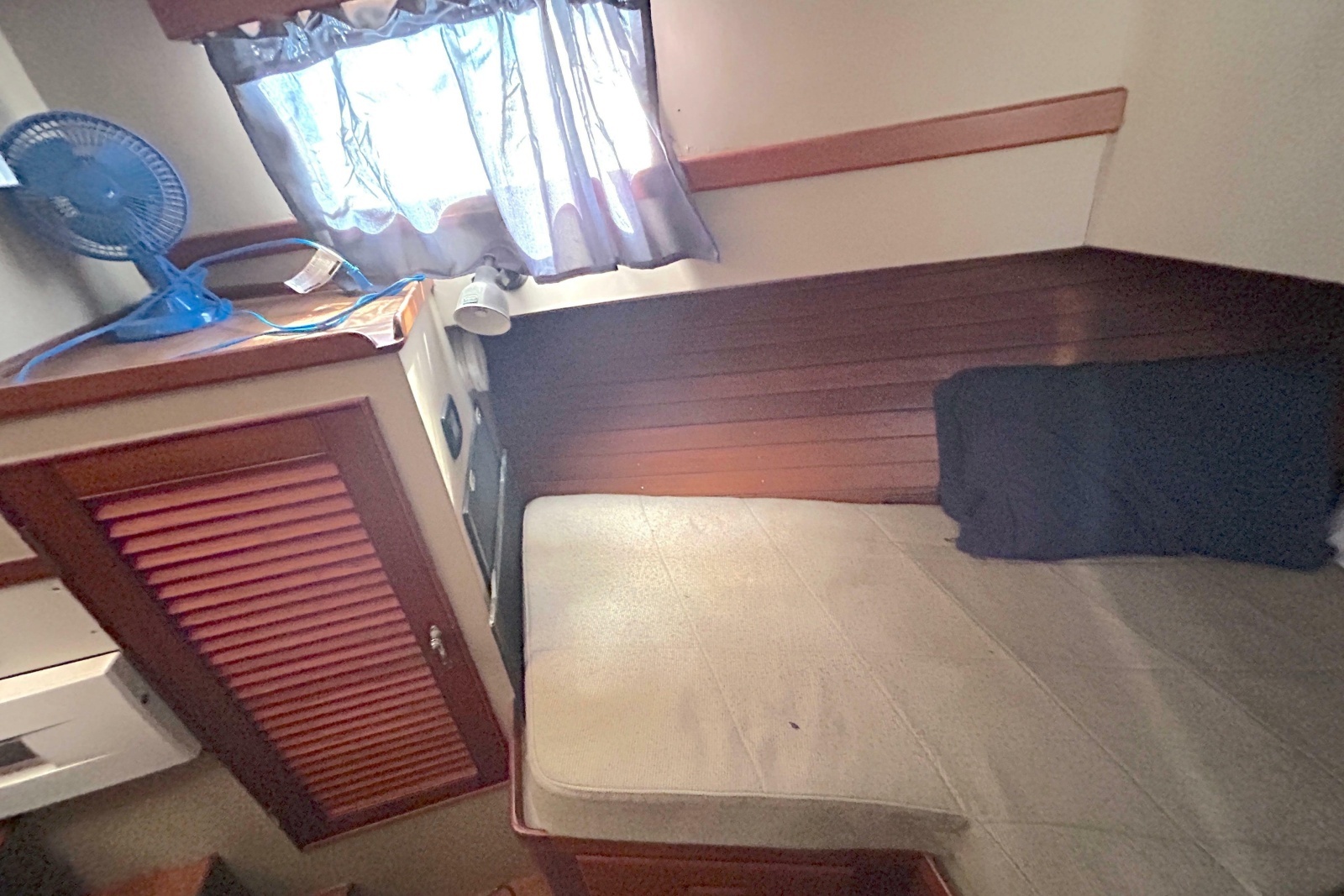 Gump Stump 36ft Grand Banks Yacht For Sale